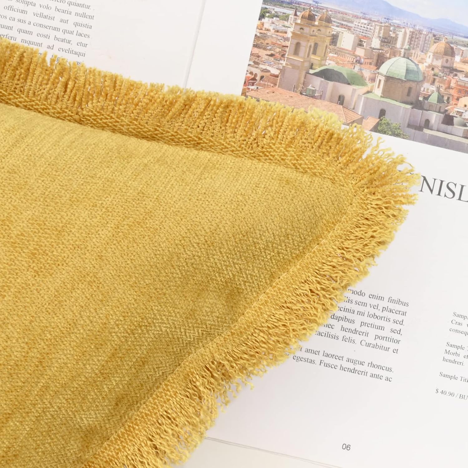 Juego de 2 fundas de almohada amarillas cuadradas de 16 x 16 pulgadas, fundas de almohada rústicas suaves y rústicas de teñido sólido con borlas,
