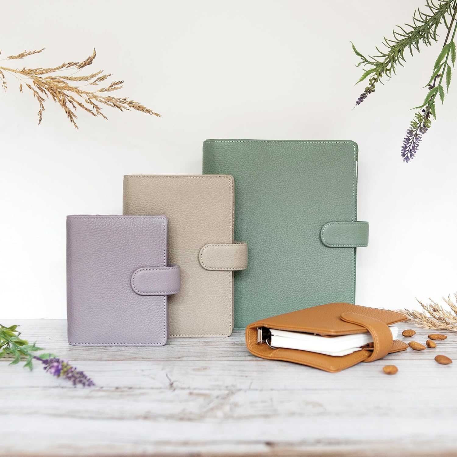 Filofax Norfolk – Organizador de tamaño personal, color gris pardo, piel suave de grano completo, seis anillos, con calendario semanal para ver cada