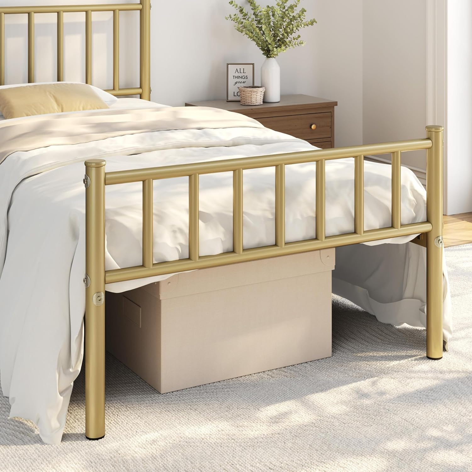 Yaheetech Base de cama tamaño individual con plataforma de metal, base de colchón con cabecero y estribo, no necesita somier, almacenamiento debajo