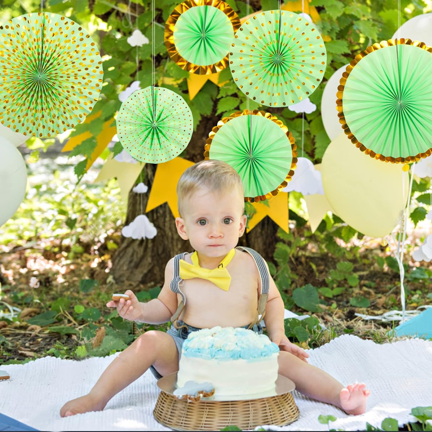 ADLKGG Abanicos de papel colgantes verdes con patrón redondo, guirnaldas de papel para decoraciones de fiesta para graduación, baby shower,