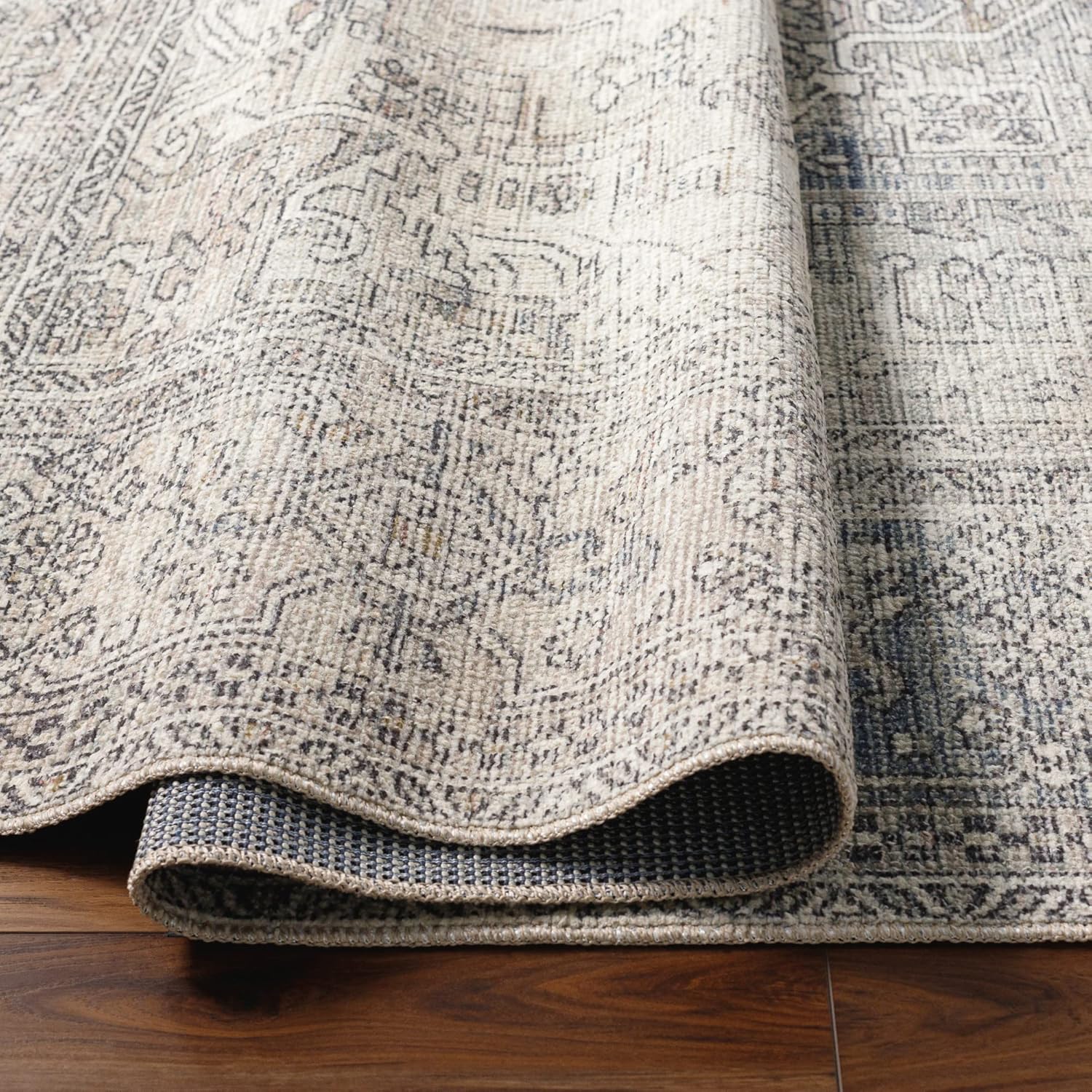 Becki Owens x Surya Margot Medallion – Alfombra de área, 2 pies 2 pulgadas x 3 pies 9 pulgadas, color gris claro