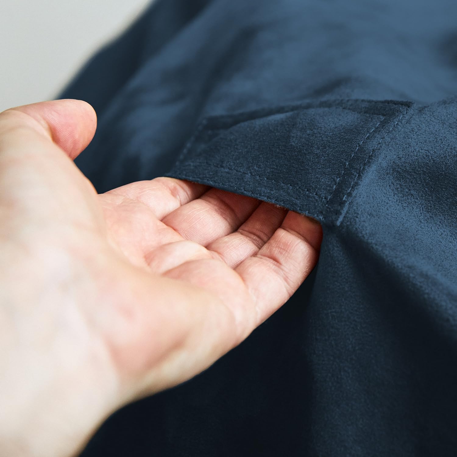 Lumaland – Puf de lujo con funda de microgamuza en diferentes tamaños y colores, lavable a máquina, sirve como sofá grande y sofá cama gigante para