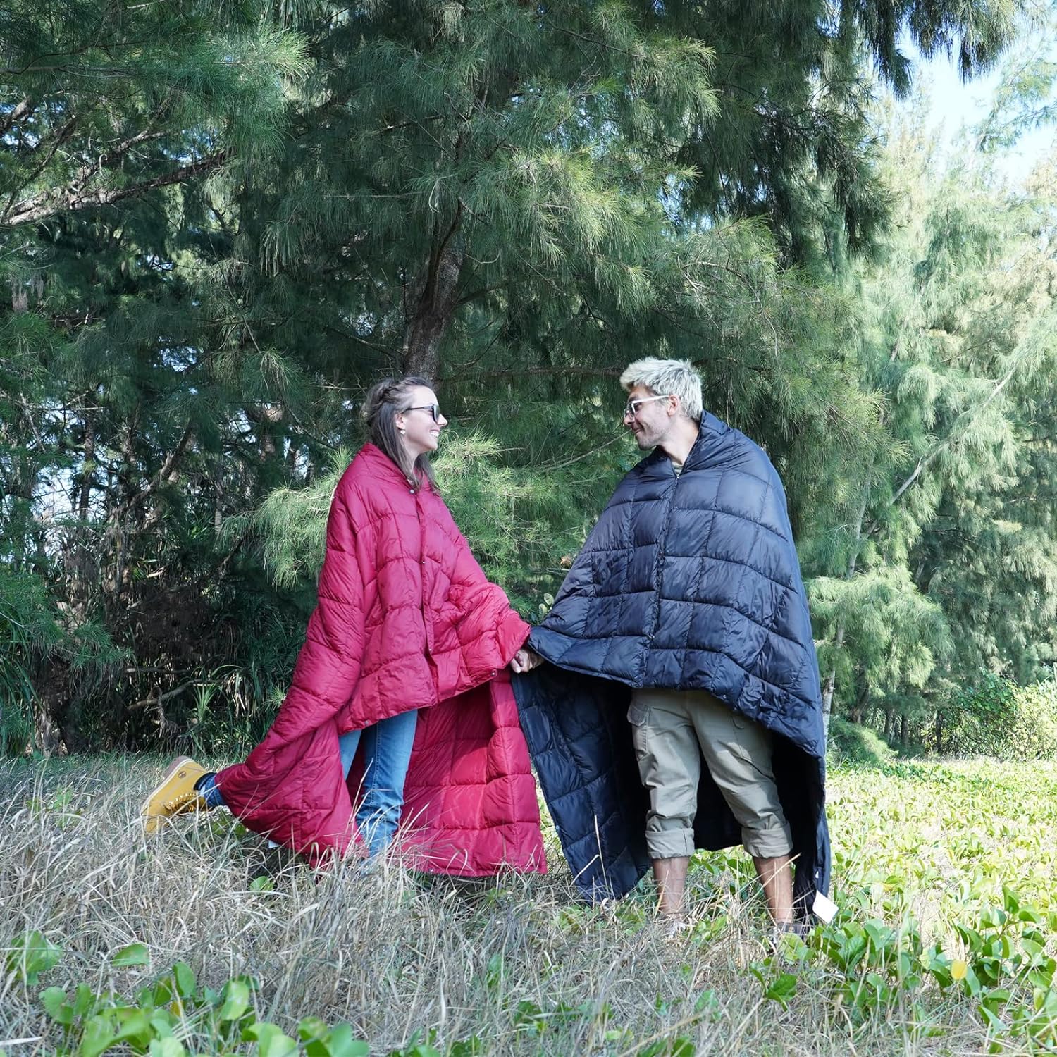 KingCamp Red – Manta ligera de viaje para mujer, ligera, alternativa de plumón, cálida, grande, compacta, portátil, impermeable, para avión,