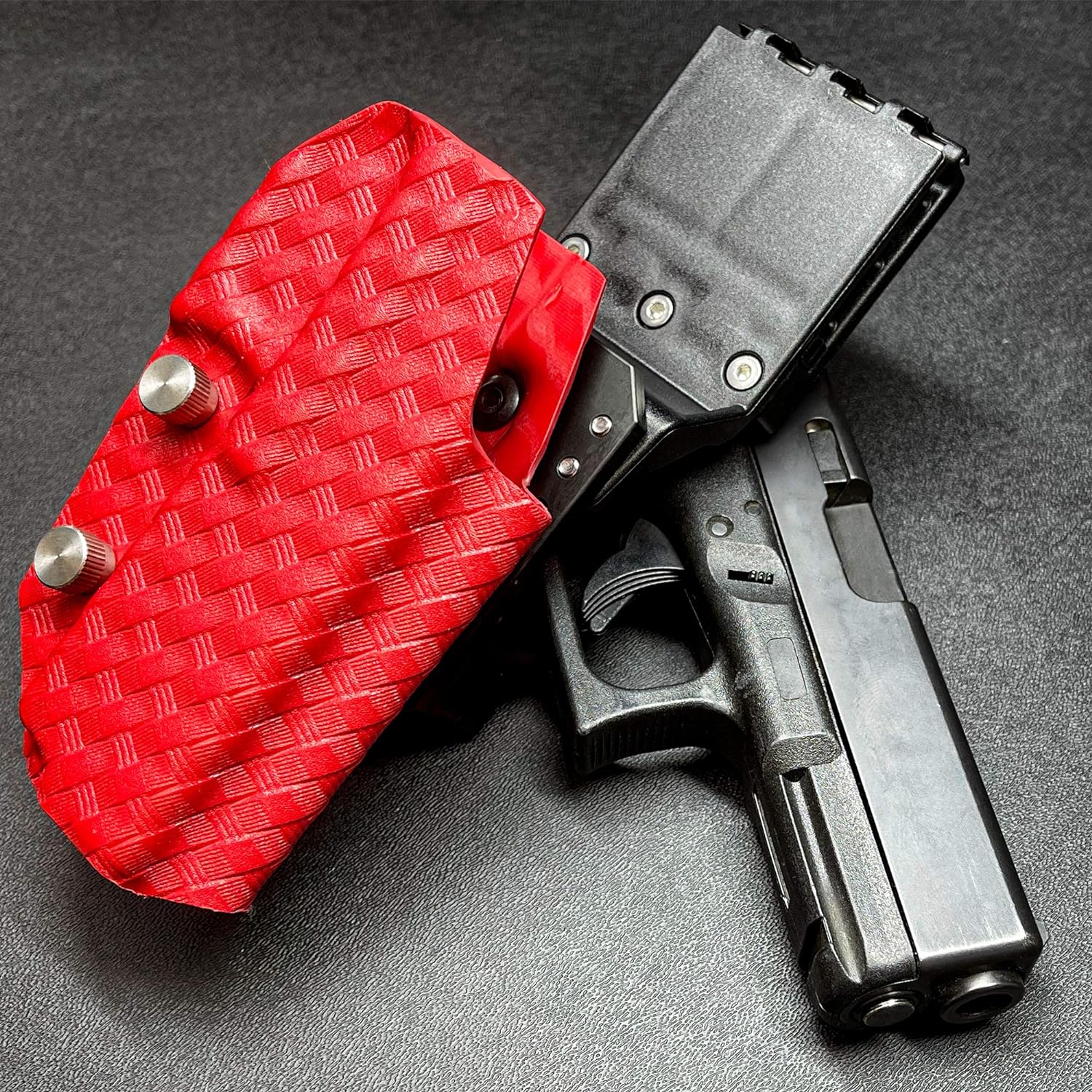 Black Scorpion Gear Pro Competition Holster se adapta a Beretta 92X Performance