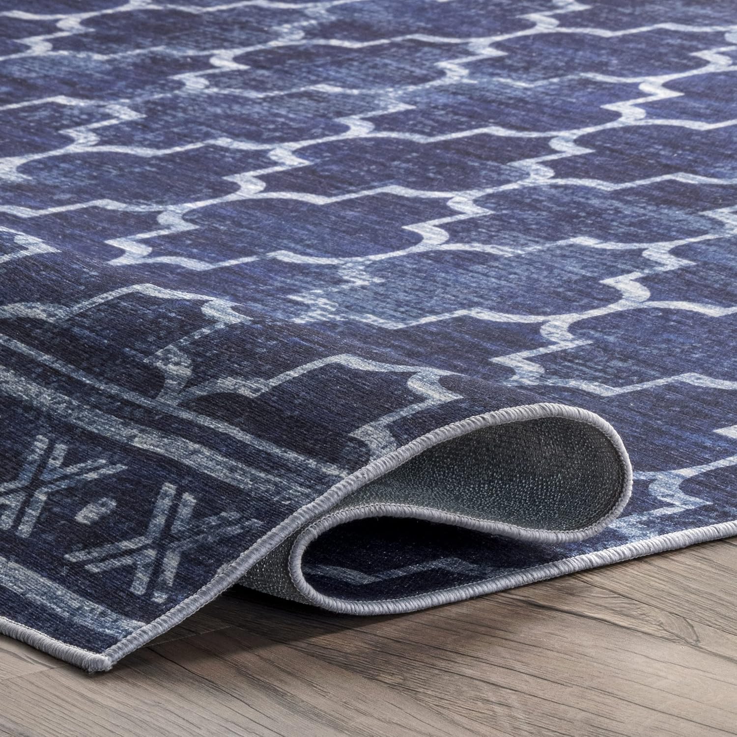 nuLOOM Maribel – Alfombra geométrica lavable a máquina para interiores y exteriores, 2 pies 6 pulgadas x 8 pies, color azul