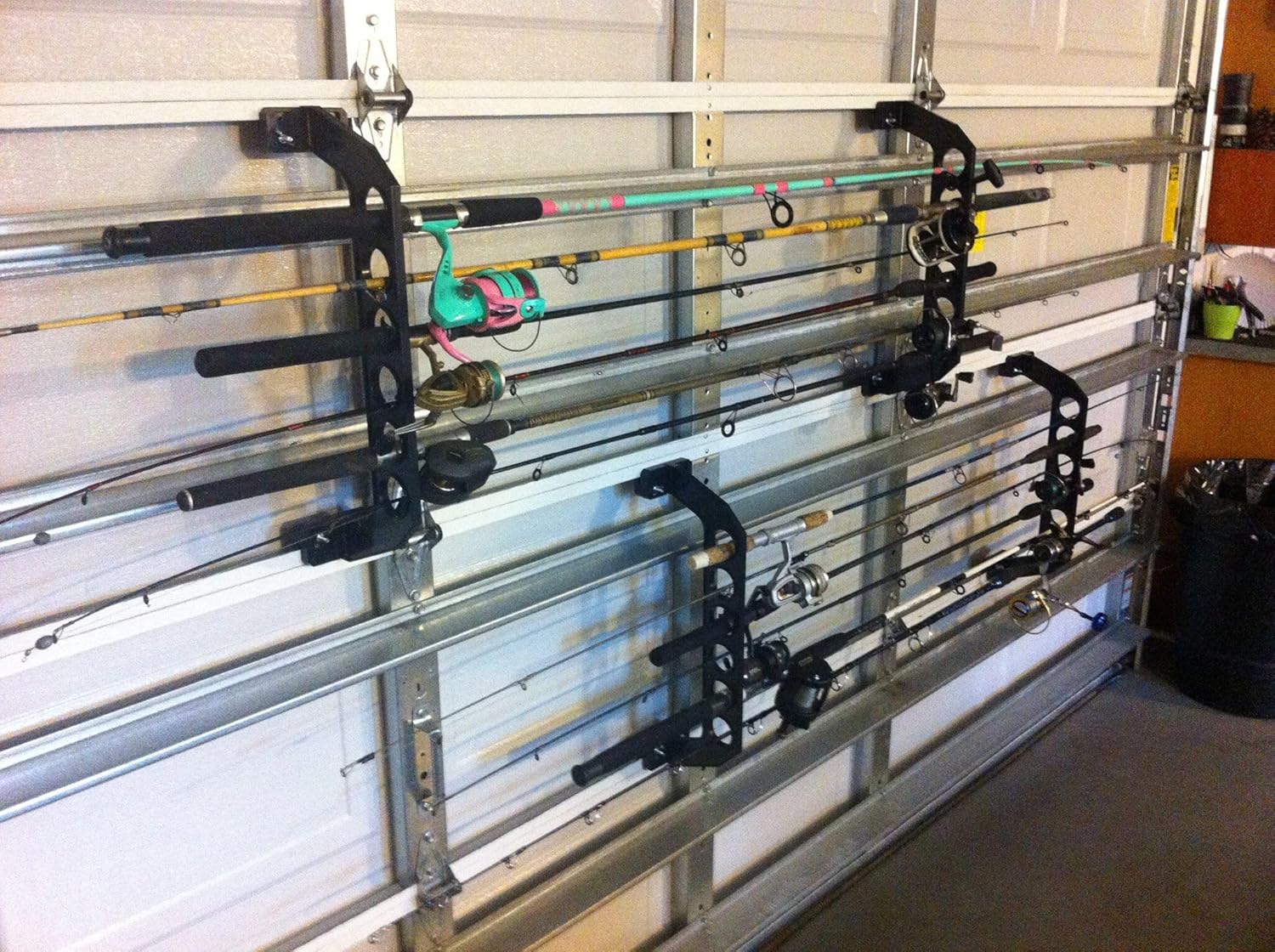 Cobra Storage – Estante de almacenamiento para puerta de garaje, sistema de almacenamiento de garaje, soporte de caña de pescar de plástico ABS