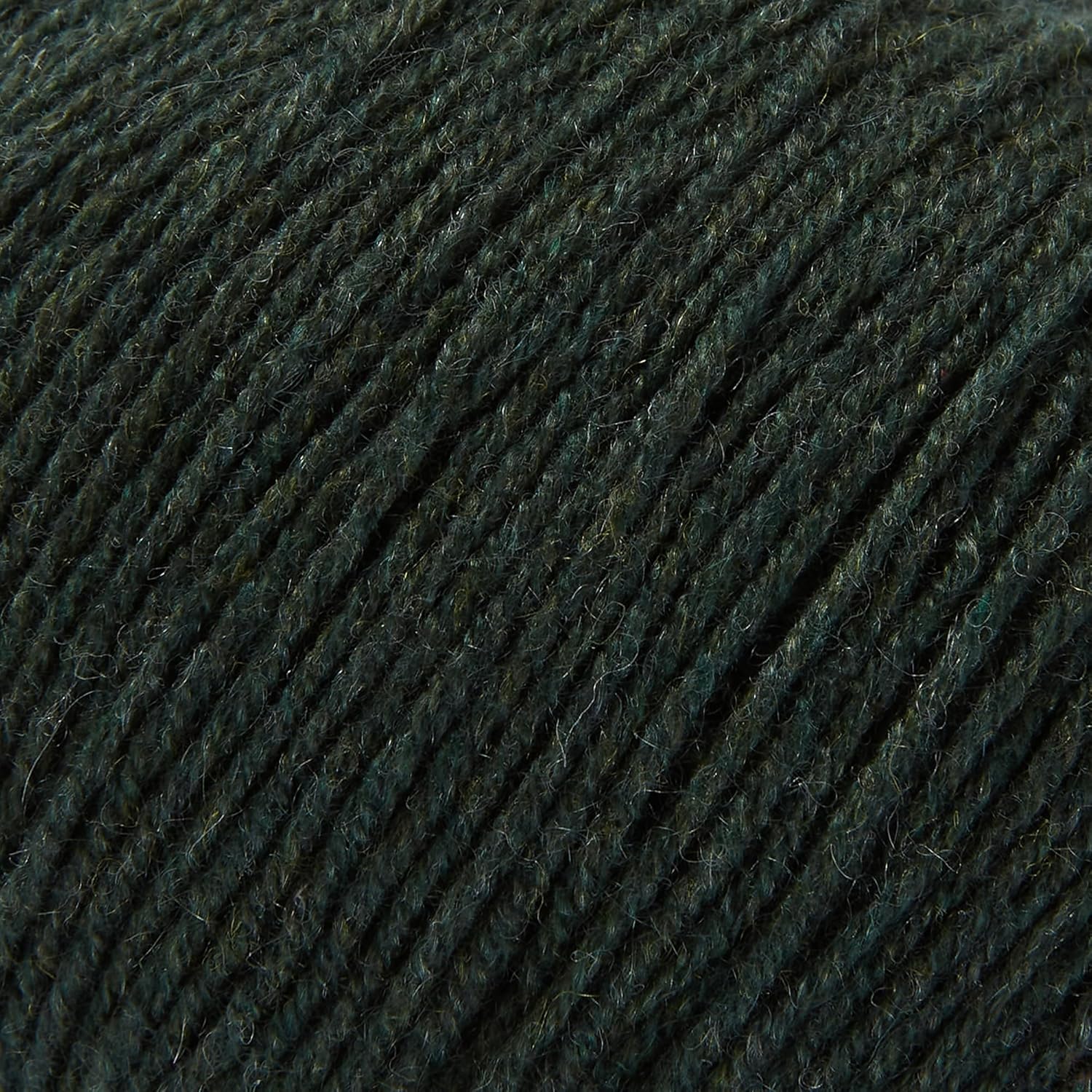Gisimo 100% hilo interior de cachemira mongol, hilo lujoso y suave de 6 capas para tejer a mano y ganchillo (verde bosque, 1 bola)