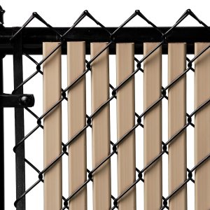 Láminas de doble pared para insertar en vallas de reja para mayor privacidad para vallas de 3, 4, 5, 6, 7 y 8 pies de altura. Láminas de doble pared para insertar en vallas de reja para mayor privacidad para vallas de 3, 4, 5, 6, 7 y 8 pies de altura.