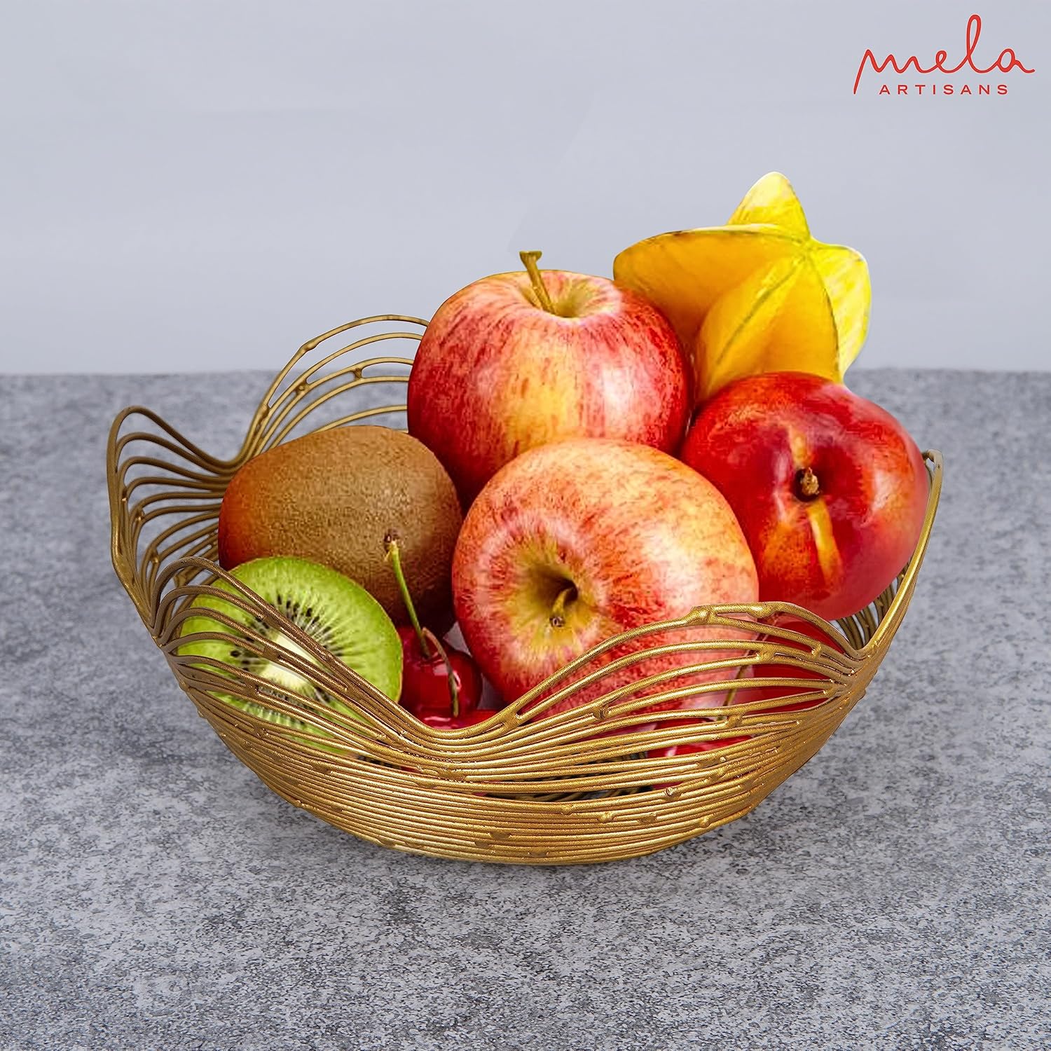 Mela Artisans Cesta de frutas de alambre dorado para encimera de cocina, mediana, diseño de Gurez Valley, cesta redonda decorativa de alambre