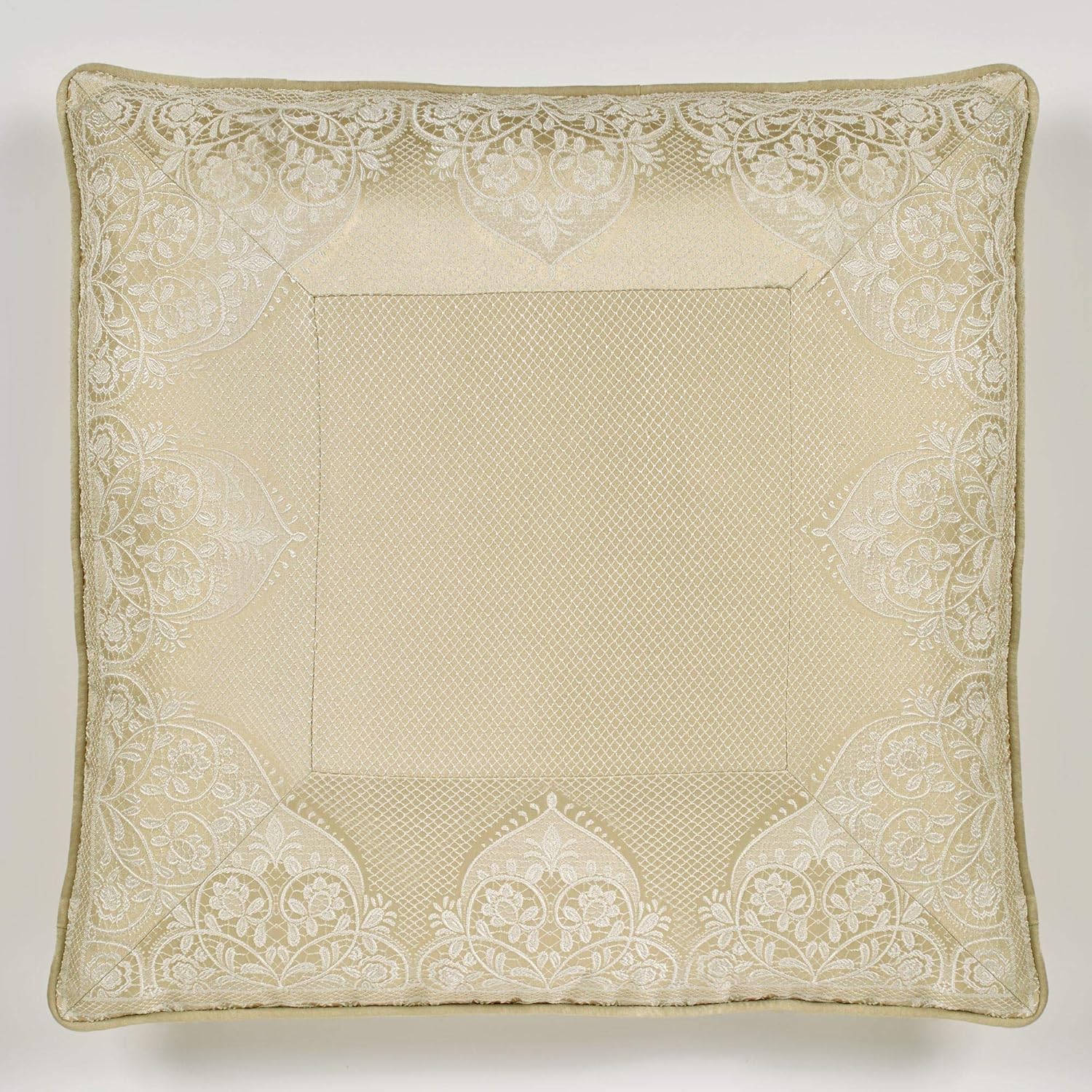 Touch of Class Francesca Piped Sham Light Gold Europeo