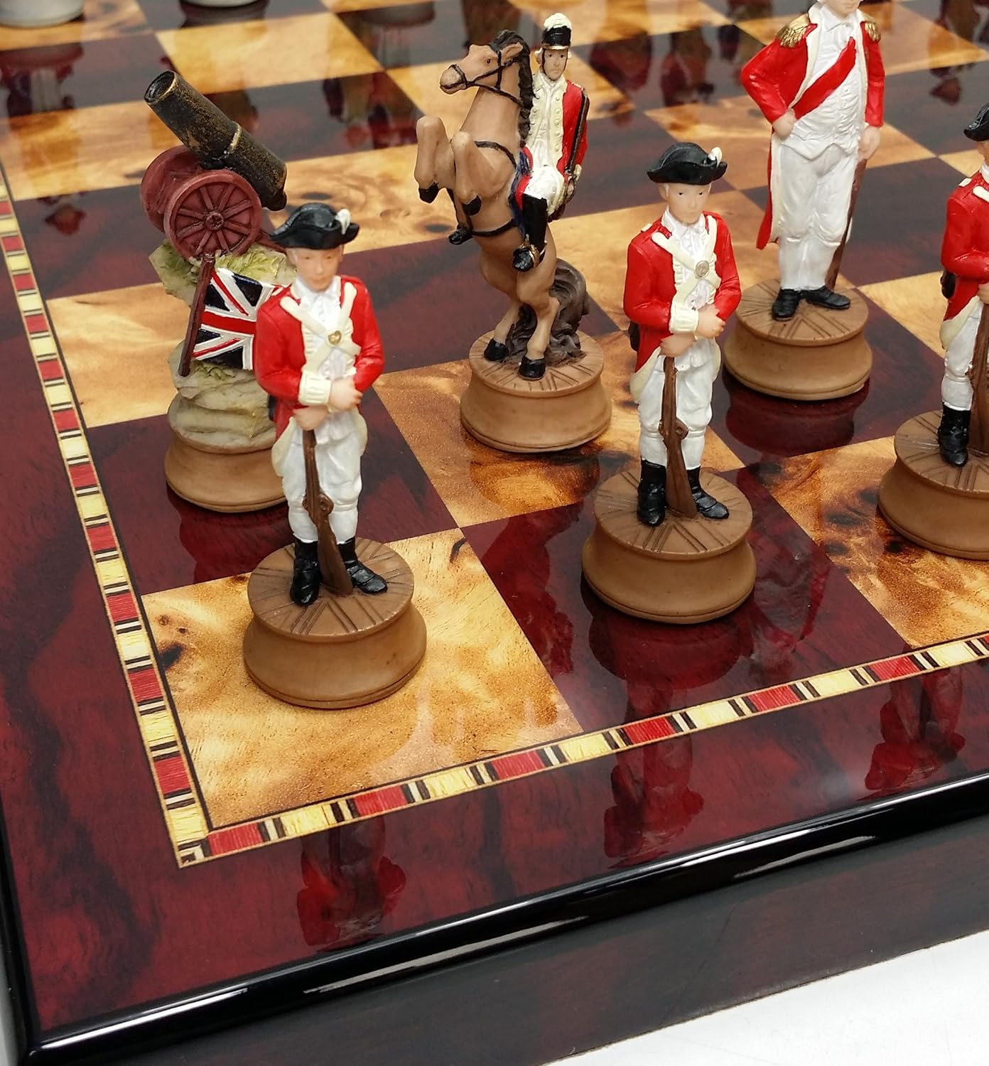 Juego de ajedrez de guerra de independencia revolucionaria americana con tablero de color cereza y Burlwood de 18 pulgadas