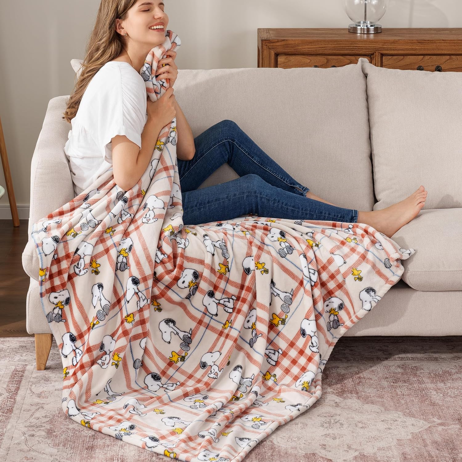Berkshire Blanket Peanuts VelvetLoft – Manta de felpa de Snoopy con bonito personaje, diseño de Snoopy de cacahuetes y Woodstock a cuadros de