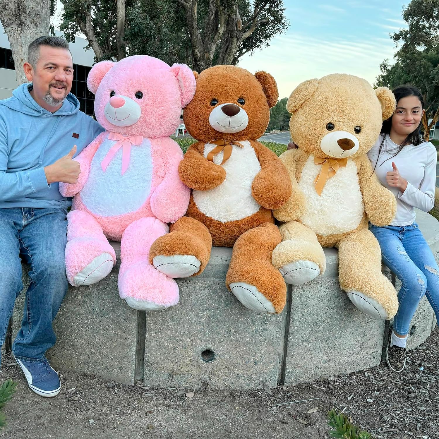 MorisMos Oso de peluche gigante de 4 pies, 51.8 pulgadas, oso de peluche grande para baby shower, oso de peluche marrón grande para niñas y niños,