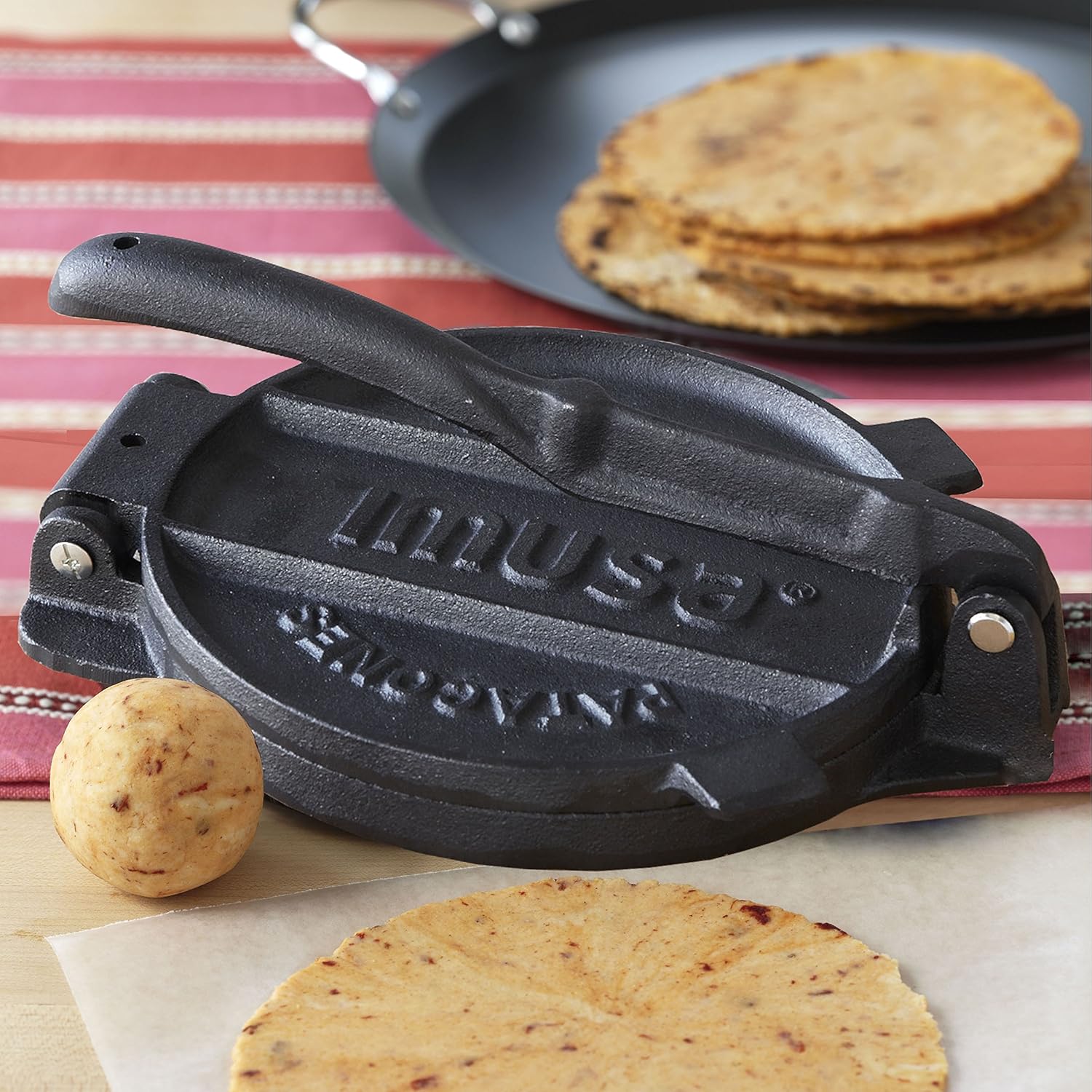 Prensa de tortilla de hierro fundido IMUSA, 85008, hierro fundido, color negro de 8 pulgadas, 8″, Negro