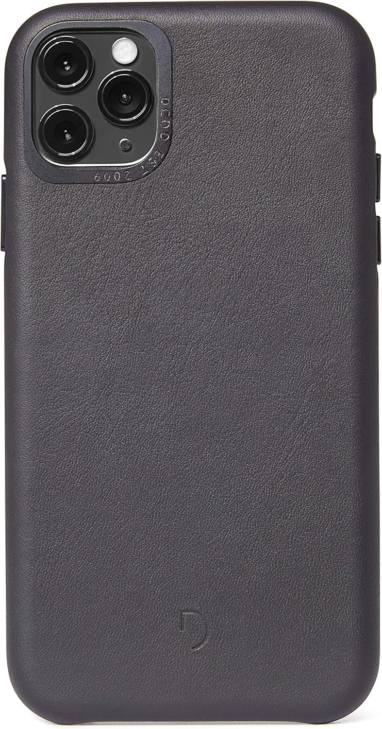 DECODED Funda trasera para iPhone 11 Pro Max – Cuero de grano completo negro, botones de metal, TPU a prueba de golpes