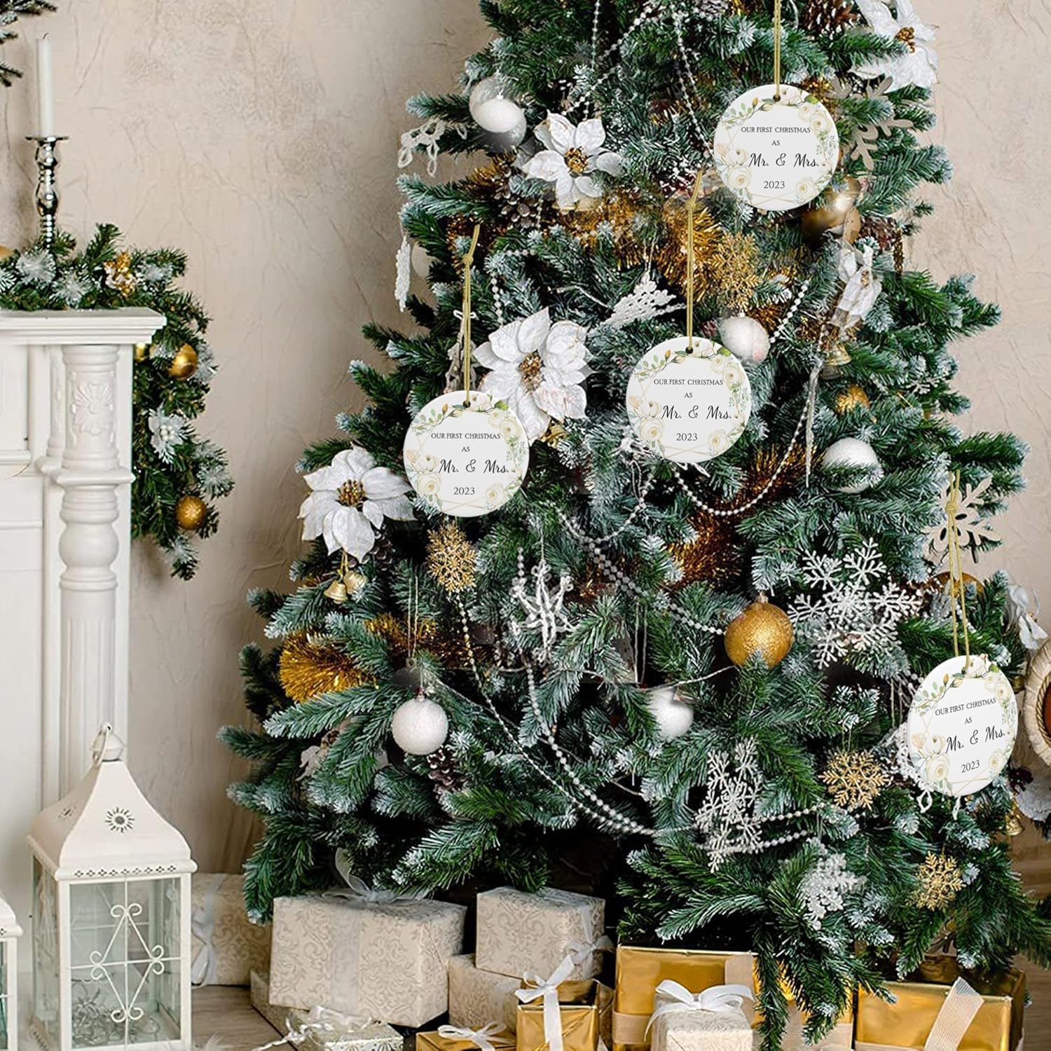 Adorno de boda de primer año con texto en inglés “Our First Christmas Married Ornament 2023”, decoración colgante de cerámica de 3 pulgadas para