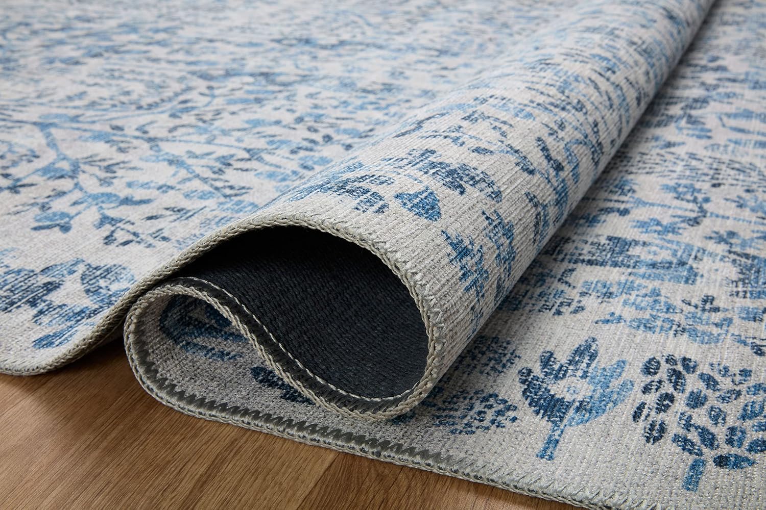 Loloi Rifle Paper Co. x Maison – Alfombra decorativa azul de 2 pies x 5 pies