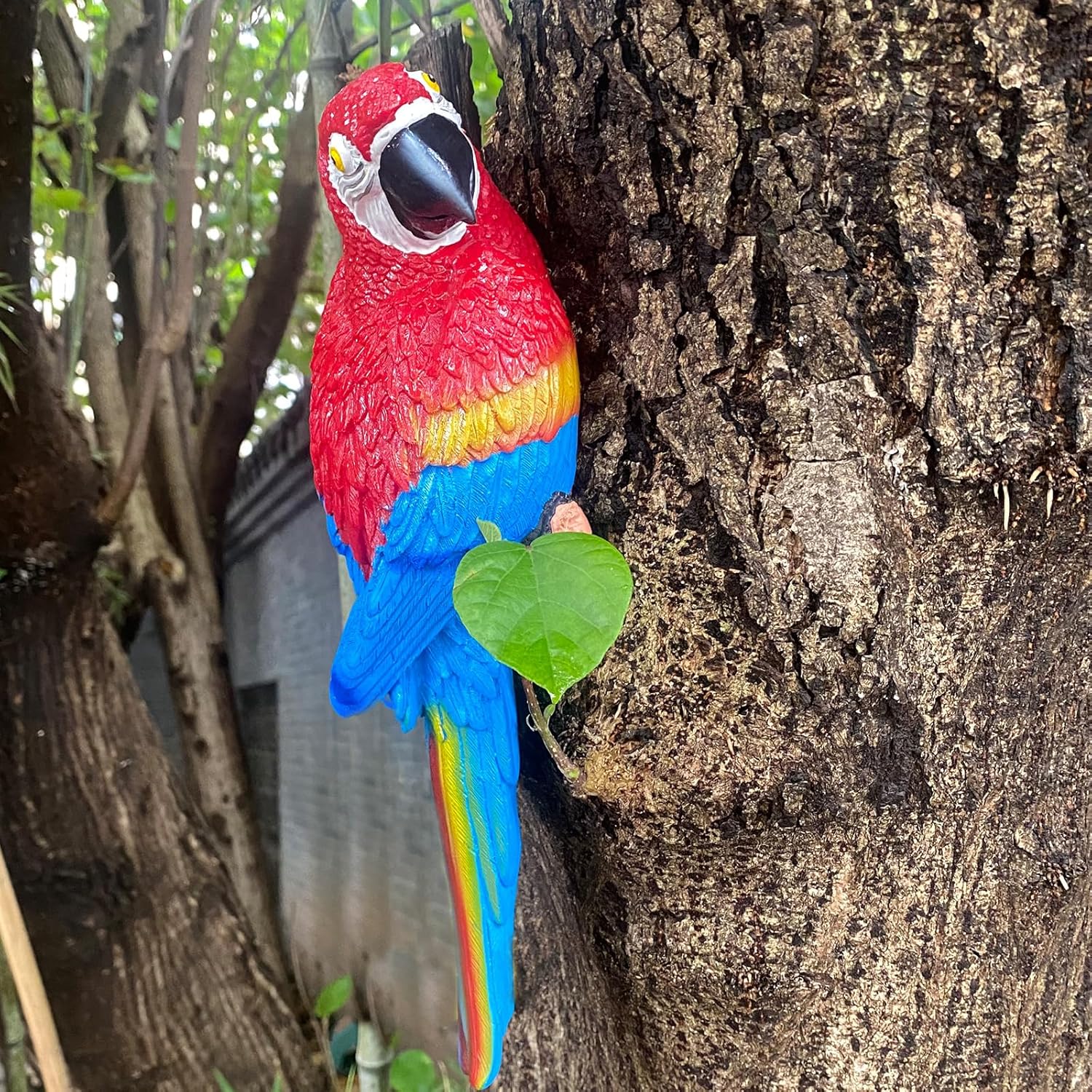 Loros abrazadores de árboles, estatuas de jardín, escultura de guacamayo, hermosa decoración artística colgante de árbol mirador pájaro adorno para