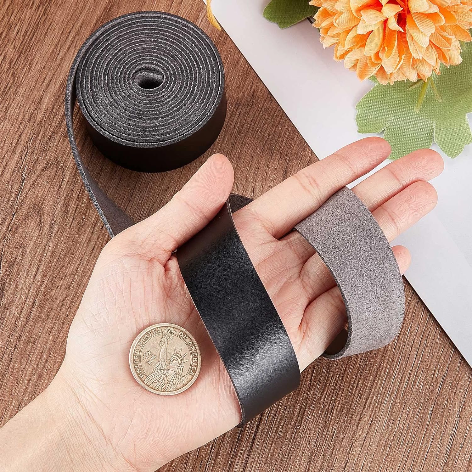 GORGECRAFT Tira de correa de cuero de 1 pulgada de ancho 6.6 ft de largo de grano de cuero negro, cordón plano de una sola cara para manualidades,