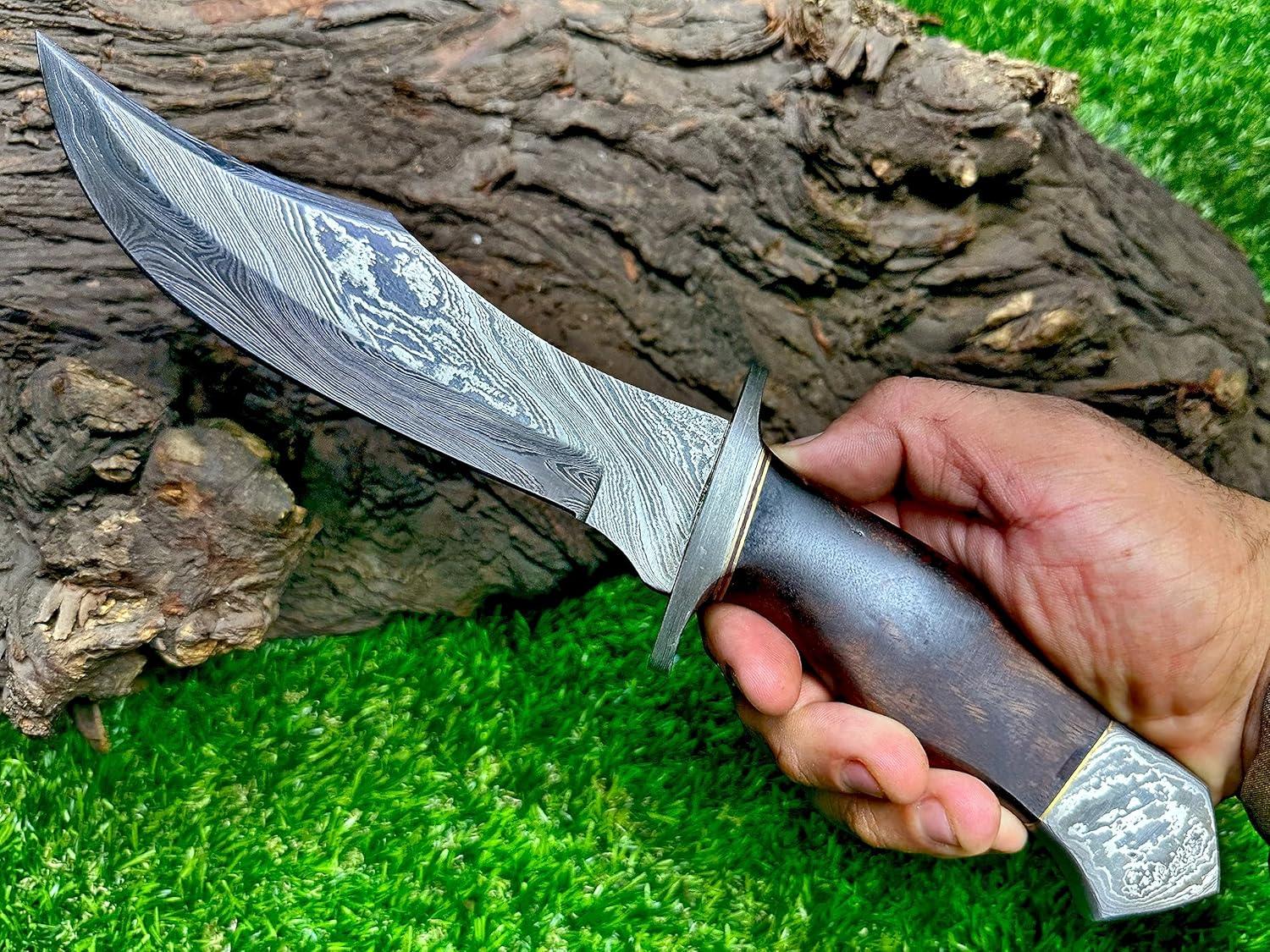 Cuchillo Bowie hecho a mano de acero de Damasco de 13 pulgadas, mango sólido de agarre perfecto