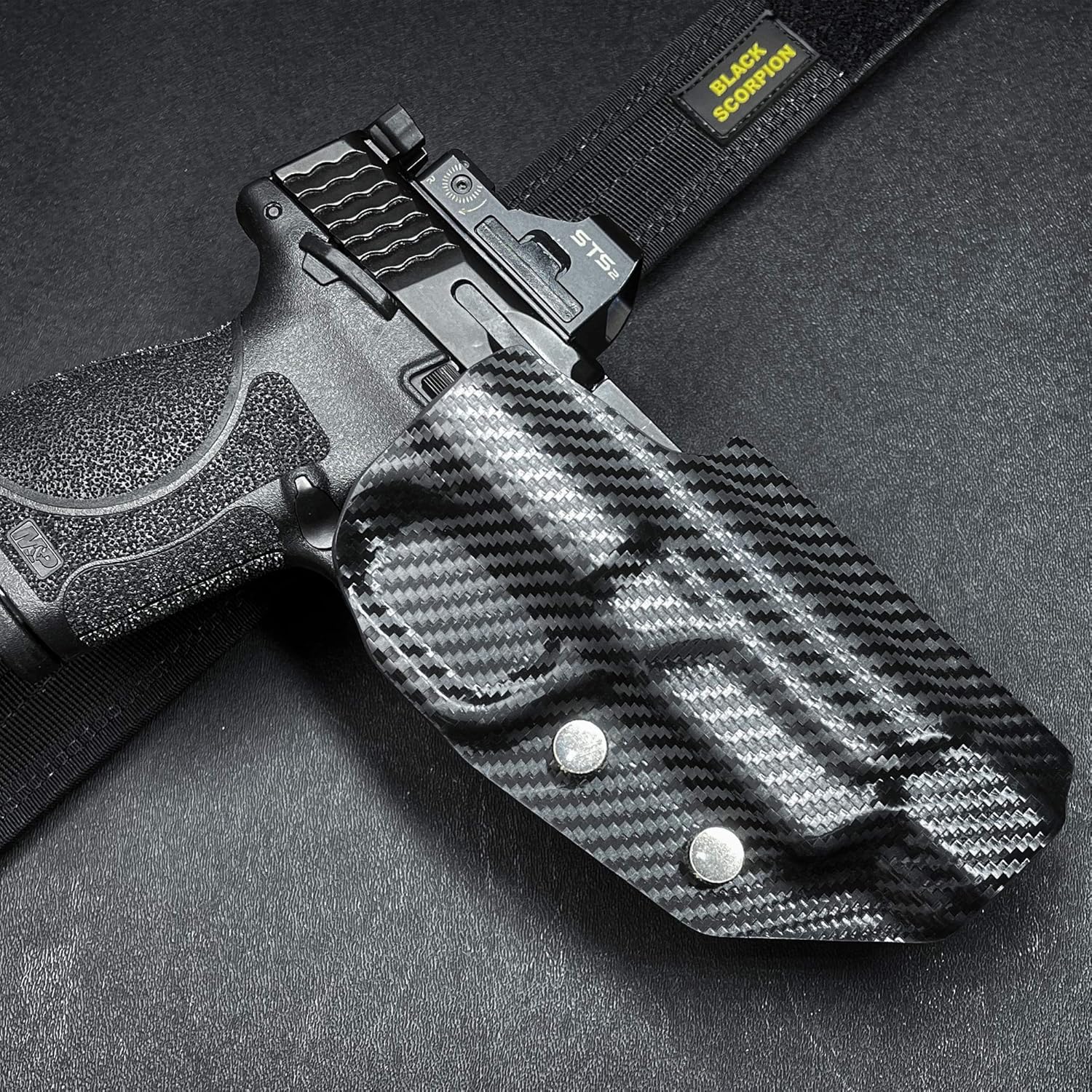 Black Scorpion Gear Pro Competition Holster se adapta a Beretta 92X Performance