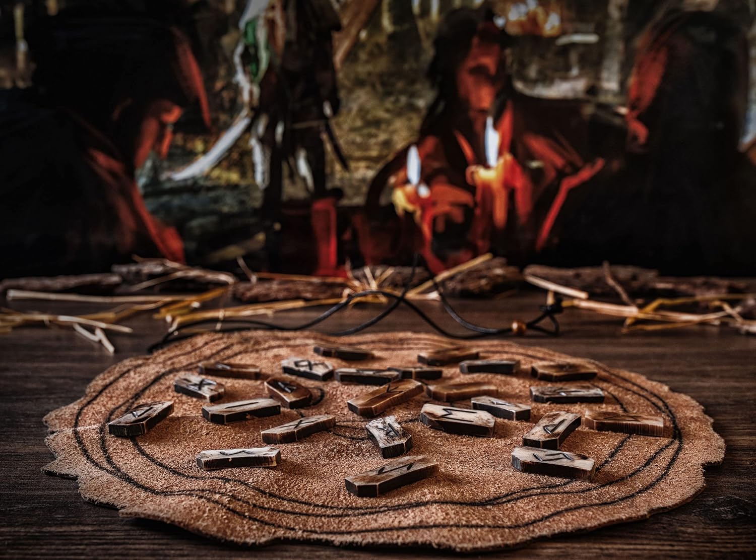 Juego de adivinación de runas vikingas con piezas de piedra runa de Futhark de hueso genuino y alfombrilla de adivinación de cuero prémium