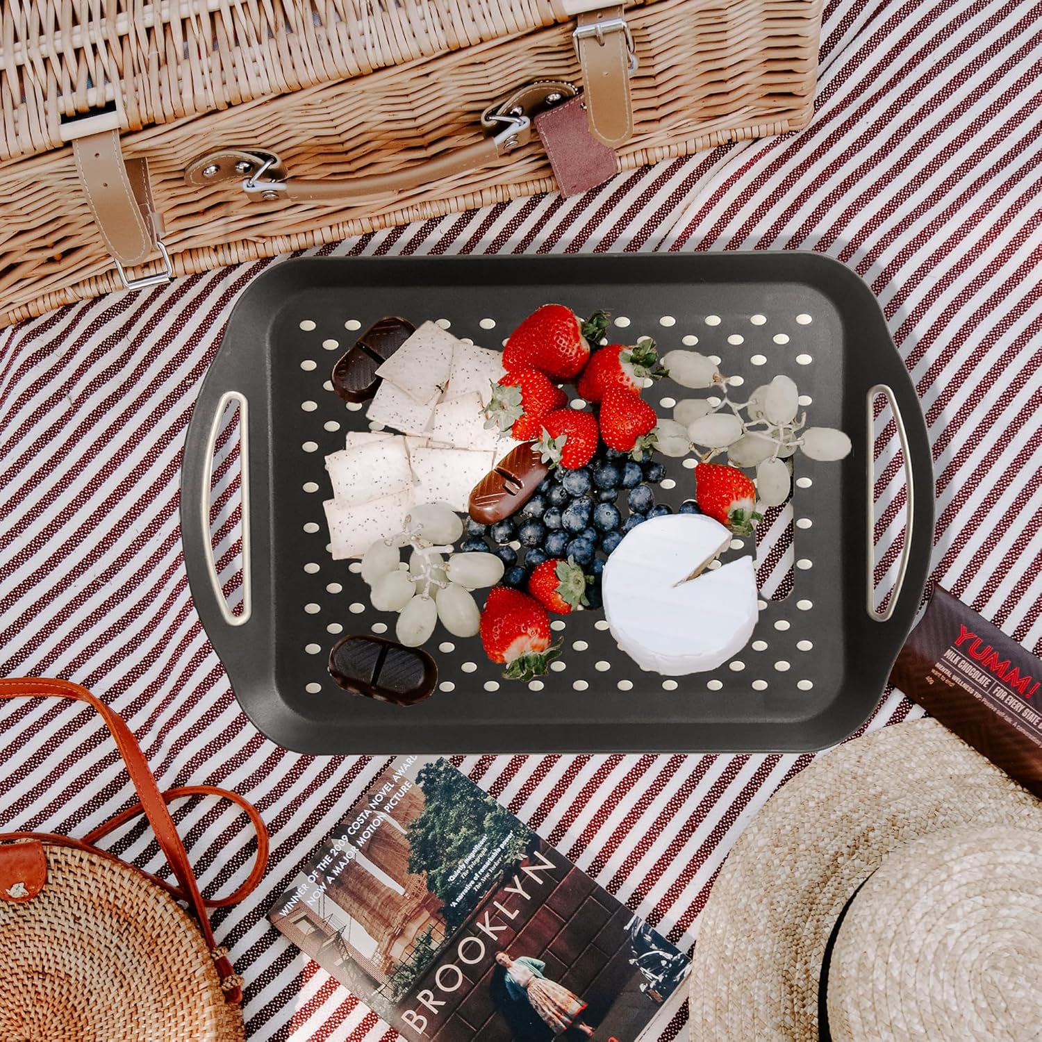Bandeja grande antideslizante para servir alimentos con asas, bandeja rectangular antideslizante no tóxica apta para lavavajillas para aperitivos,