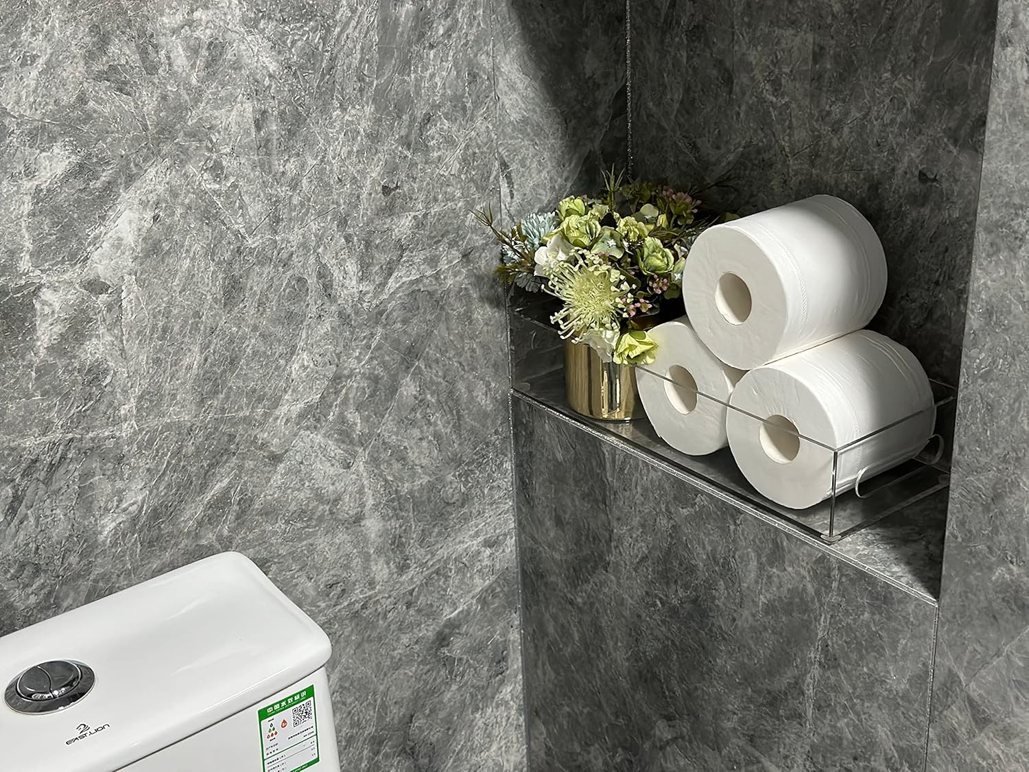 IEEK Cesta de papel higiénico, soporte de papel higiénico acrílico con bandeja de baño moderna con asa y alfombrillas antideslizantes para