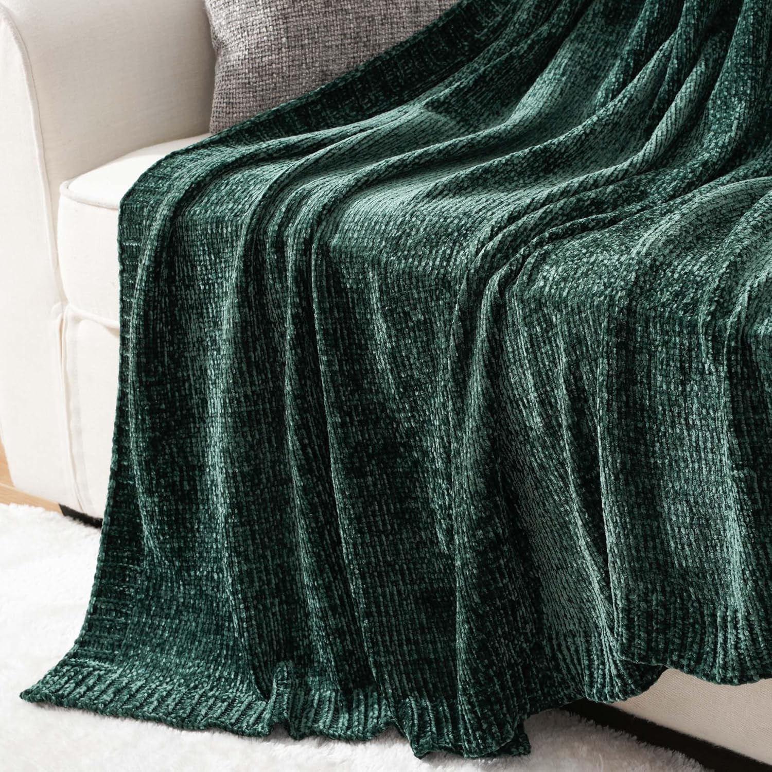 BATTILO HOME Manta de punto de felpilla para decoración del hogar, color verde navideño, para sofá, manta súper suave, 51 x 67 pulgadas
