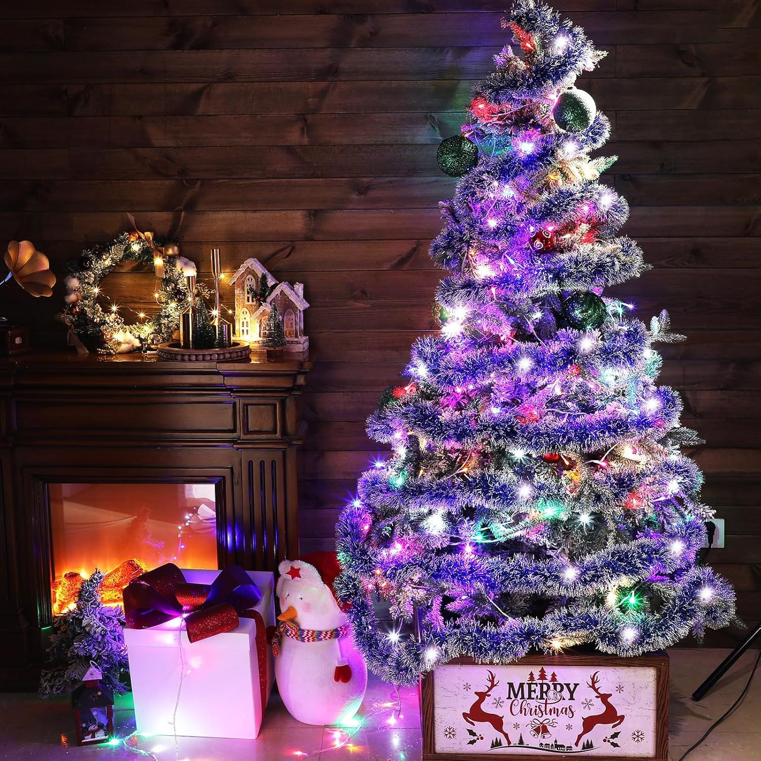 Guirnalda de oropel de Navidad de 100 pies con enchufe, 300 luces LED, guirnalda metálica para colgar, guirnalda de Navidad con luces multicolor