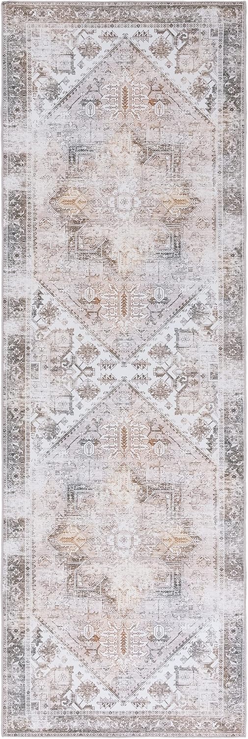 SAFAVIEH Tucson Collection – Alfombra de pasillo, 2 pies 6 pulgadas x 12 pies, diseño persa beige y gris, no desprende pelusa, lavable a máquina y