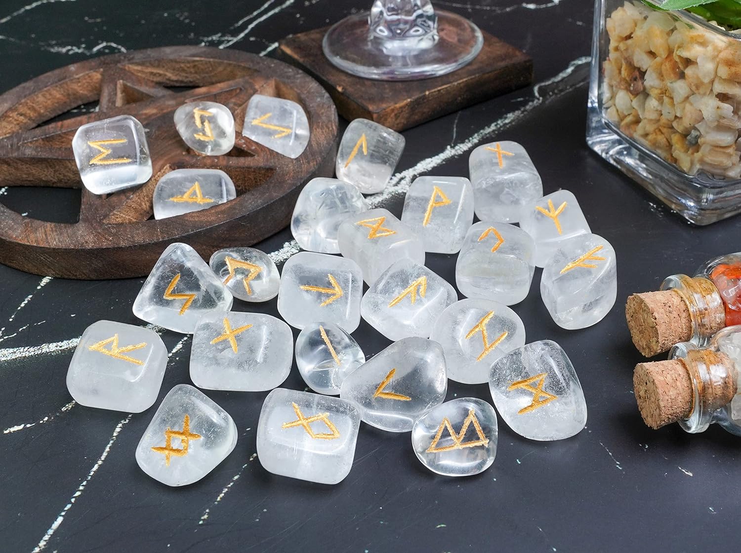 FASHIONZAADI Cuarzo transparente, símbolos grabados, piedras de runas, herramientas de adivinación, cosas de bruja, cristales y piedras, piedras de
