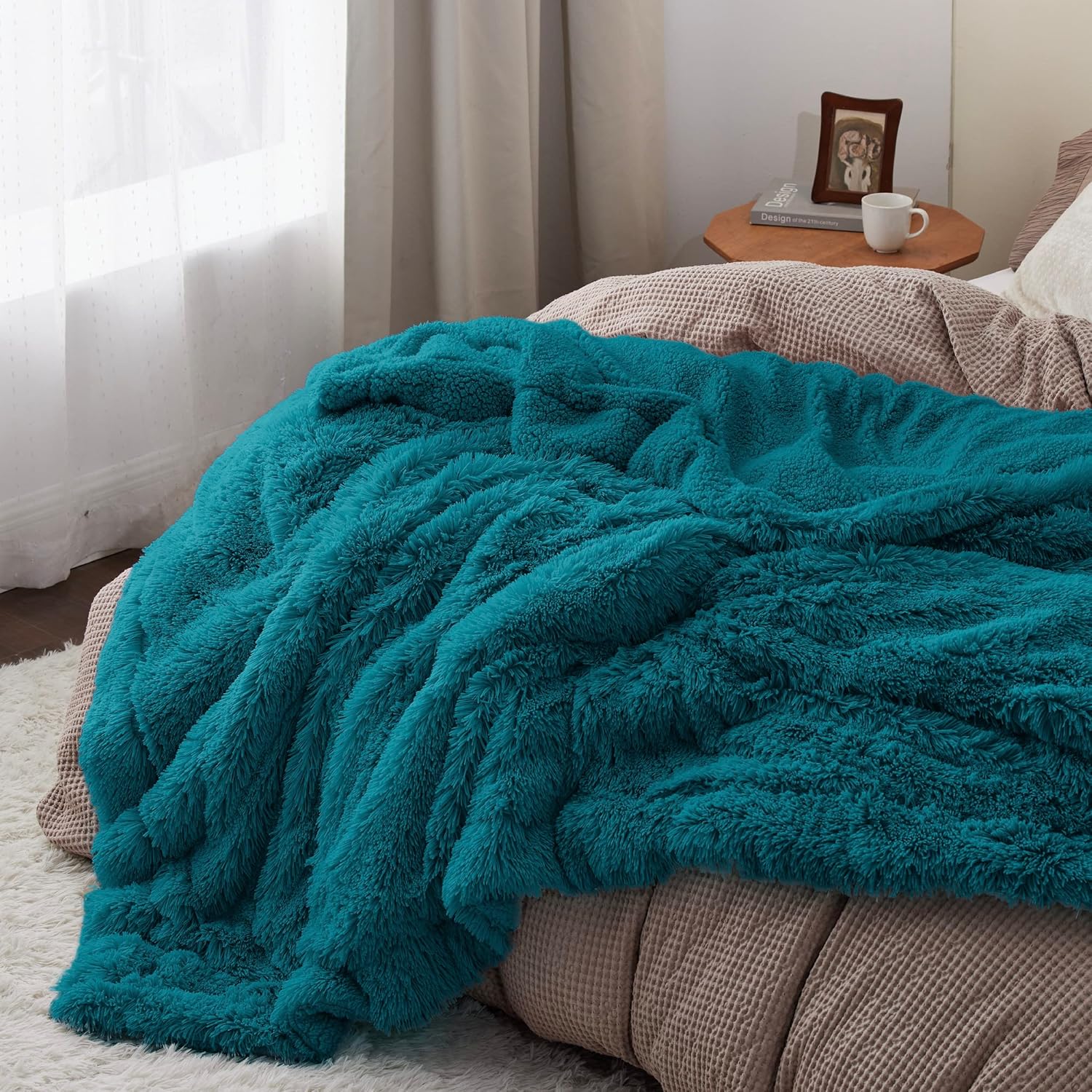 Bedsure – Mantas de piel sintética tamaño Queen verde azulado, esponjosas y peludas, sherpa suave y grueso, regalo decorativo de teñido anudado,