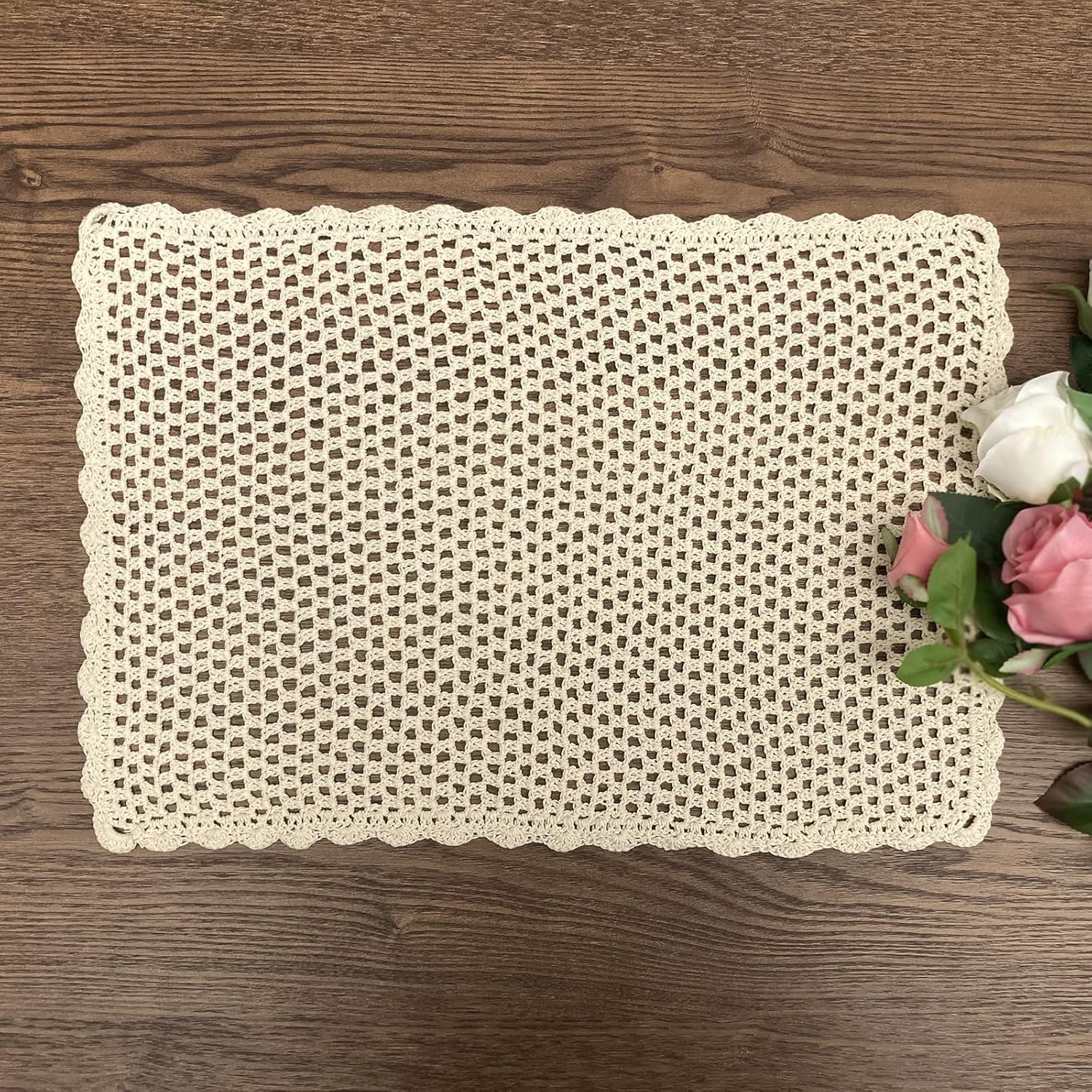 Mantel pequeño de algodón de ganchillo beige para mesa, protector rectangular para mesita de noche, cómoda para dormitorio, 12 x 17 pulgadas