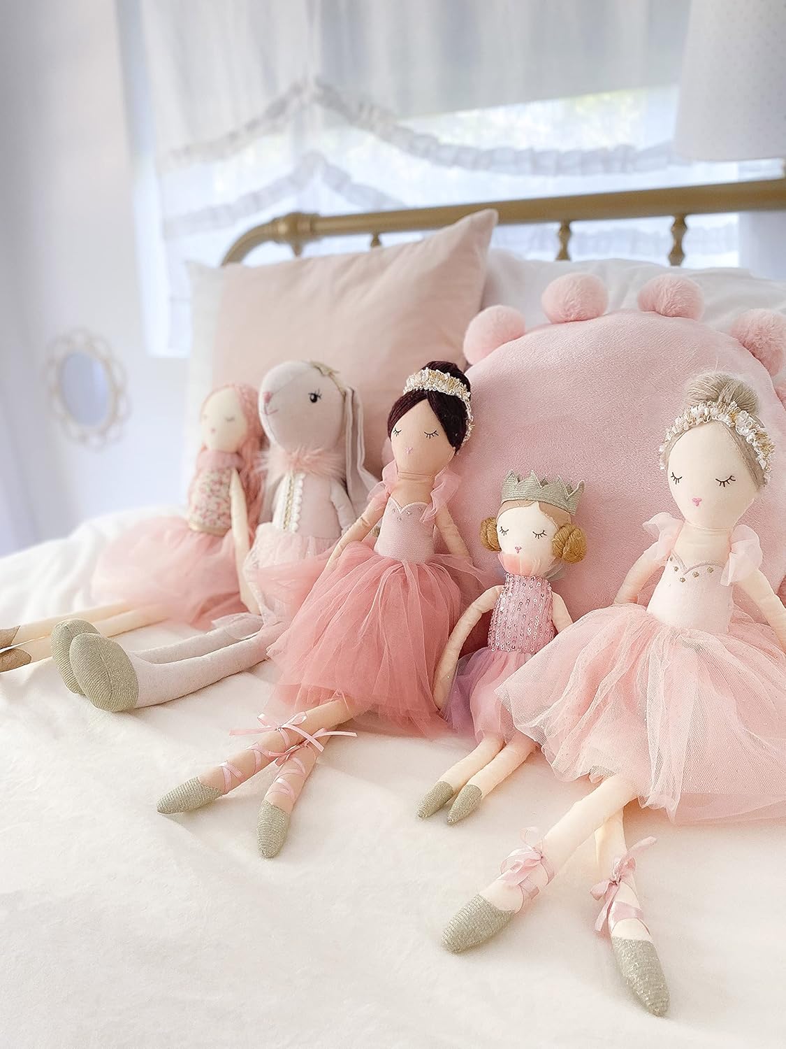 MON AMI Magali Rainbow Princess  Muñeca de peluche suave y elegante de 15 pulgadas, uso como juguete o decoración de habitación, gran regalo para