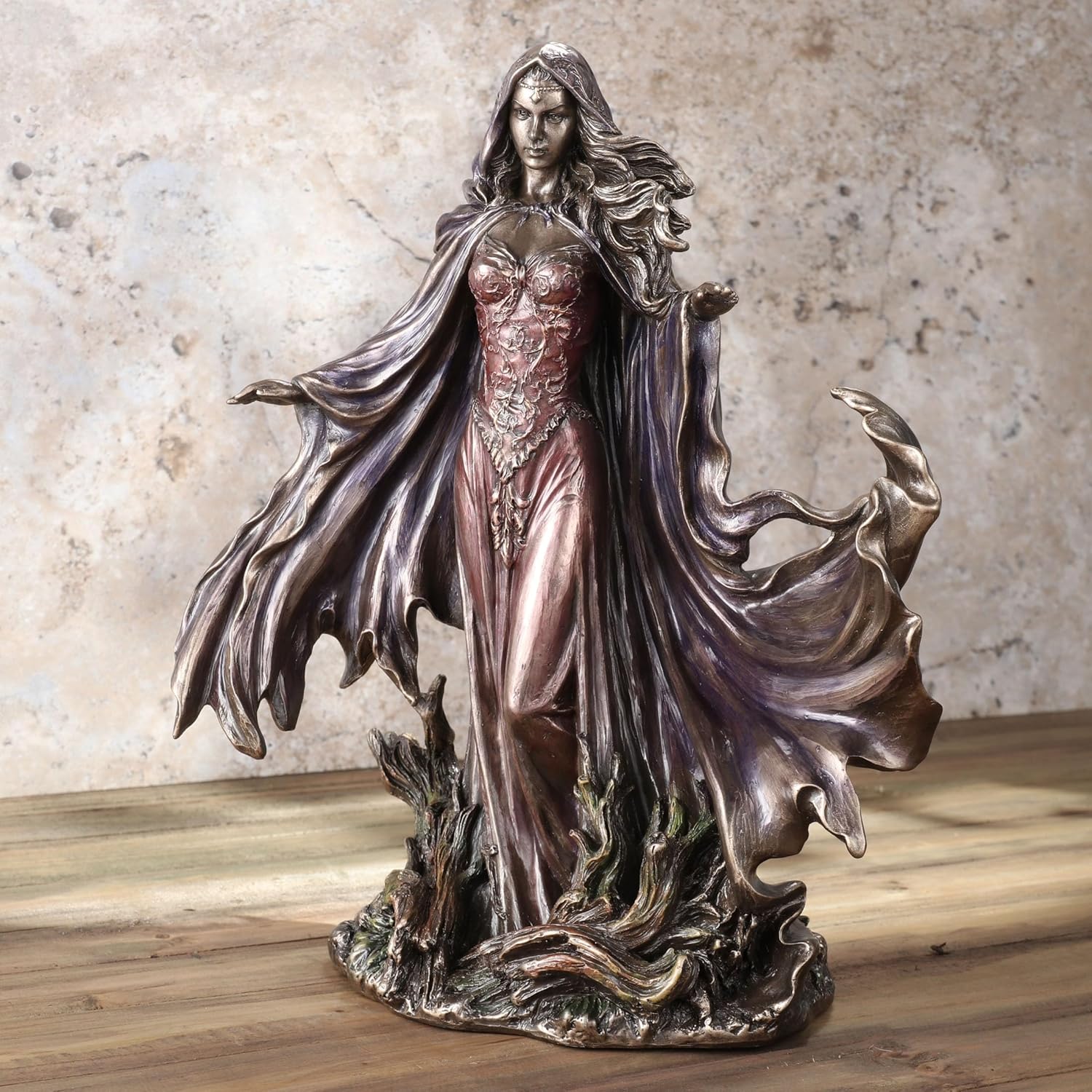 Veronese Design Morgana de 11 14 pulgadas de alto por Monte Moore Escultura de resina fundida en frío con acabado de bronce antiguo