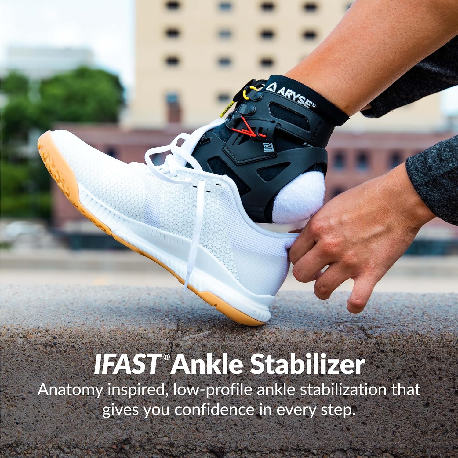 ARYSE IFAST – Tobillera estabilizadora de tobillo para hombres y mujeres, ideal para baloncesto, voleibol, fútbol y mucho más. (XXL, blanco, par)