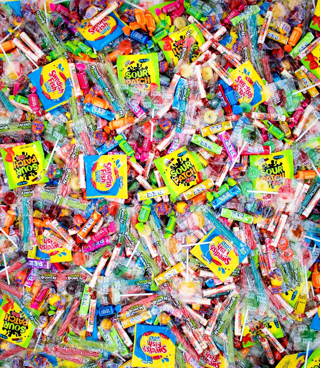 Paquete variado de caramelos a granel  Caramelos de 2 libras  Caramelos a granel envueltos individualmente, Sour Patch Kid, paletas, salvavidas,