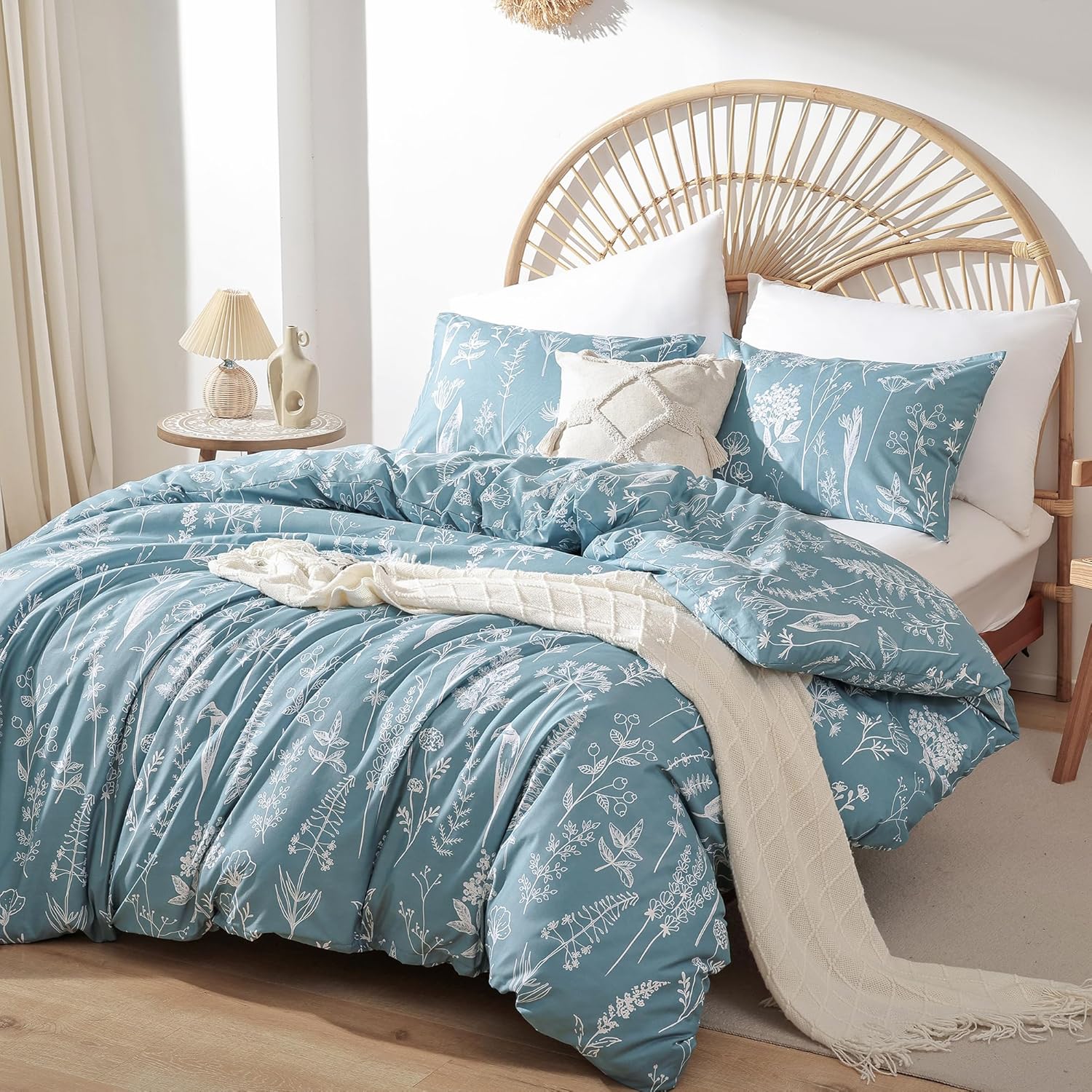 JANZAA Funda de edredón tamaño Queen, color azul mineral, bohemio, con patrones florales blancos, ropa de cama botánica, funda de cama de microfibra
