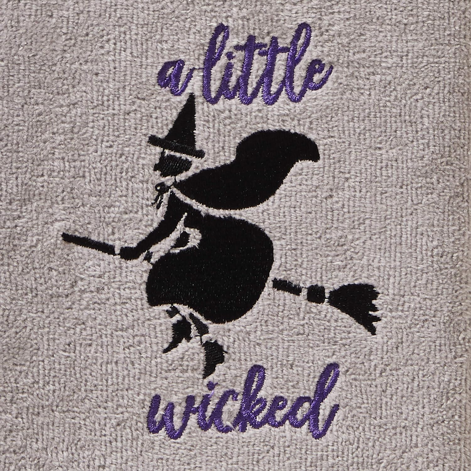 SKL Home de Saturday Knight Ltd. – Juego de toallas de mano Little Wicked, color gris, paquete de 2
