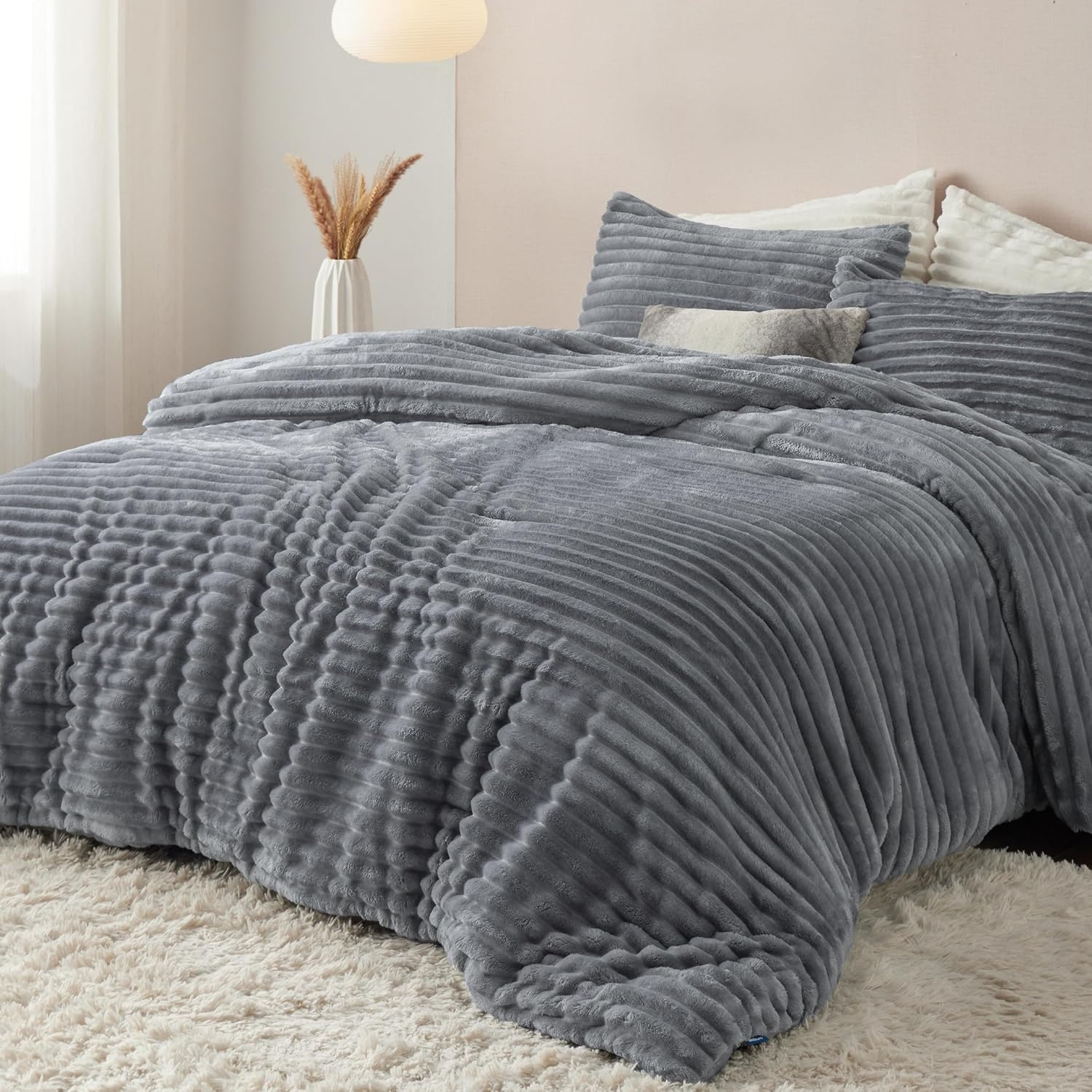 Bedsure Juego de edredón esponjoso tamaño King, edredón de piel sintética súper suave, tamaño King, color gris, juego de ropa de cama de forro polar