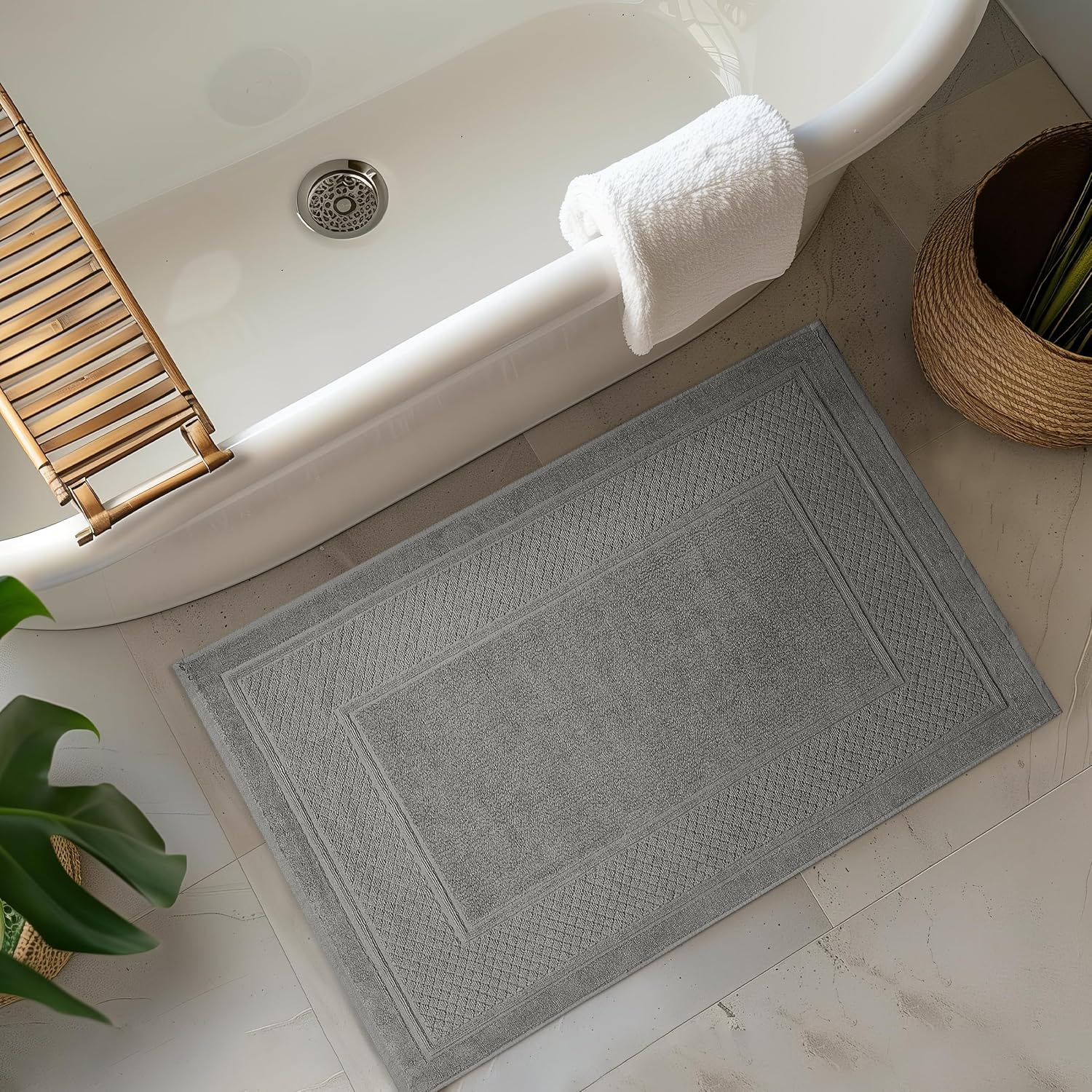 Avalon Towels Juego de 2 tapetes de baño absorbentes de 100 % algodón, de secado rápido, para baños (22 x 34 pulgadas)