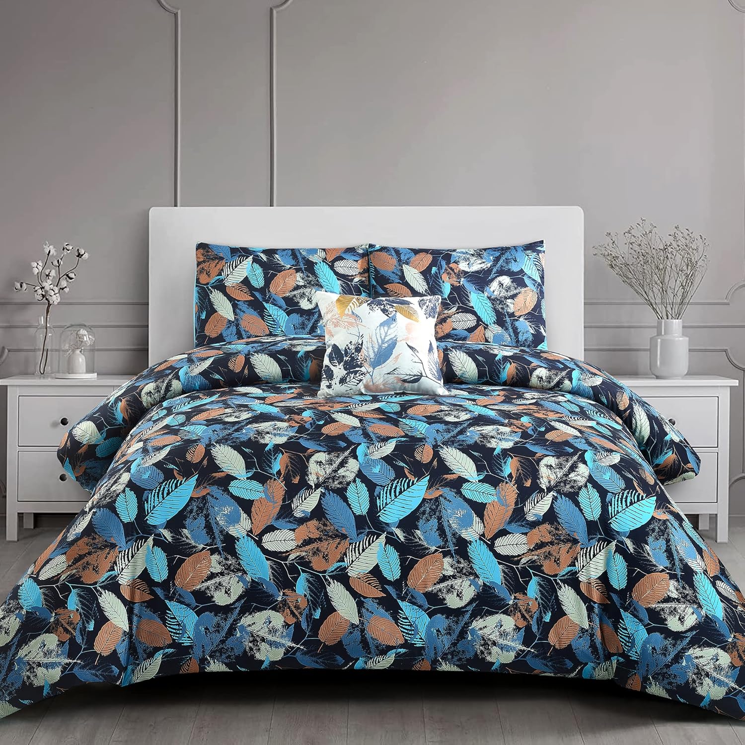 Style Quarters – Juego de edredón tamaño King, juego de ropa de cama floral suave y cómodo de 4 piezas para todas las estaciones, cama en una bolsa
