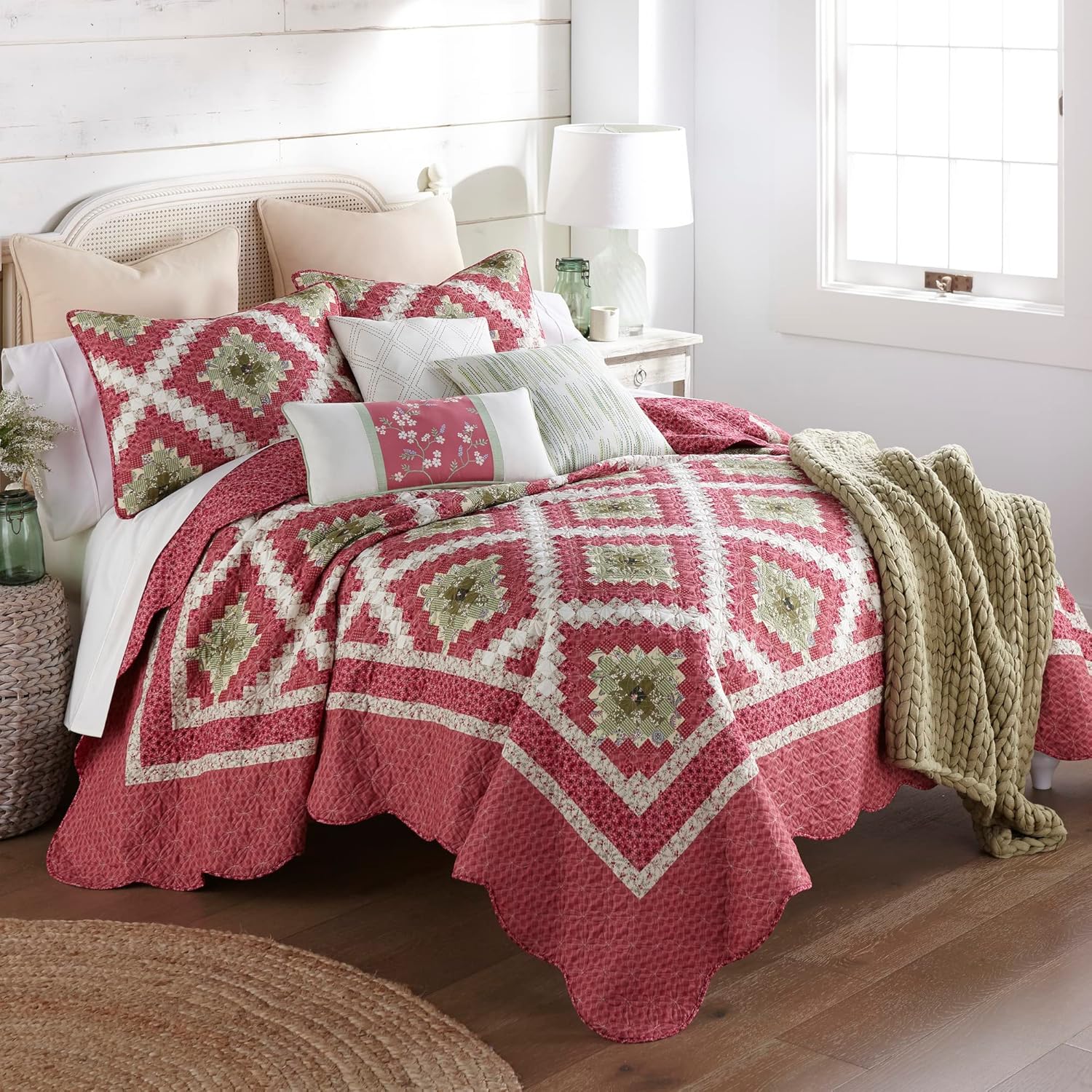 Donna Sharp Almohada decorativa tradicional con diseño de melón dulce (diamante) y cierre de cremallera fácil de quitar, almohadas cuadradas para