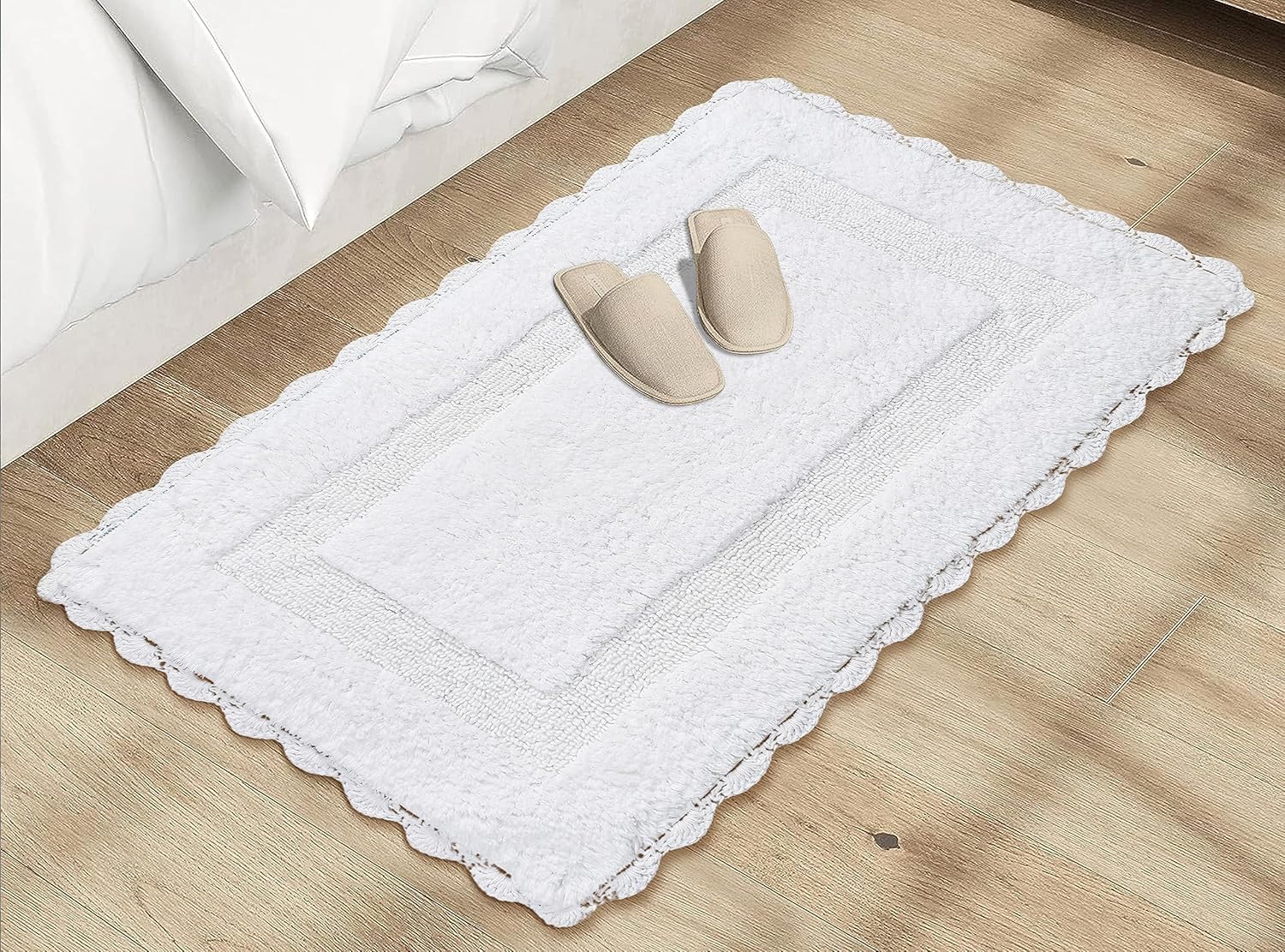 Alfombra de baño de algodón de ganchillo con antideslizante de 17 x 24 pulgadas, color blanco, 100% algodón puro, súper suave, felpa y absorbente,