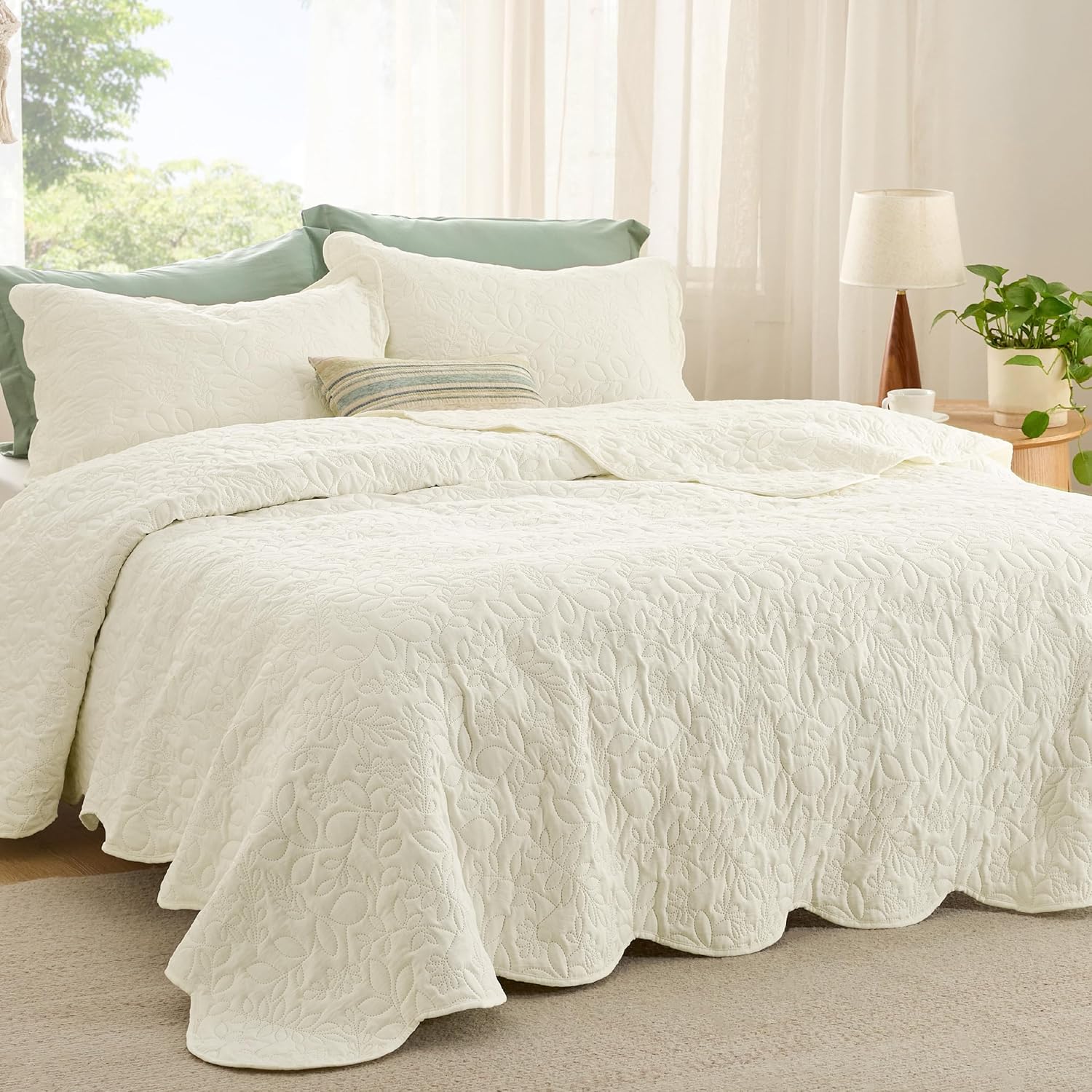 Bedsure Juego de edredón tamaño King  Juego de ropa de cama prelavado tamaño King  Colcha ultrasuave tamaño King  Colcha de color amarillo crema