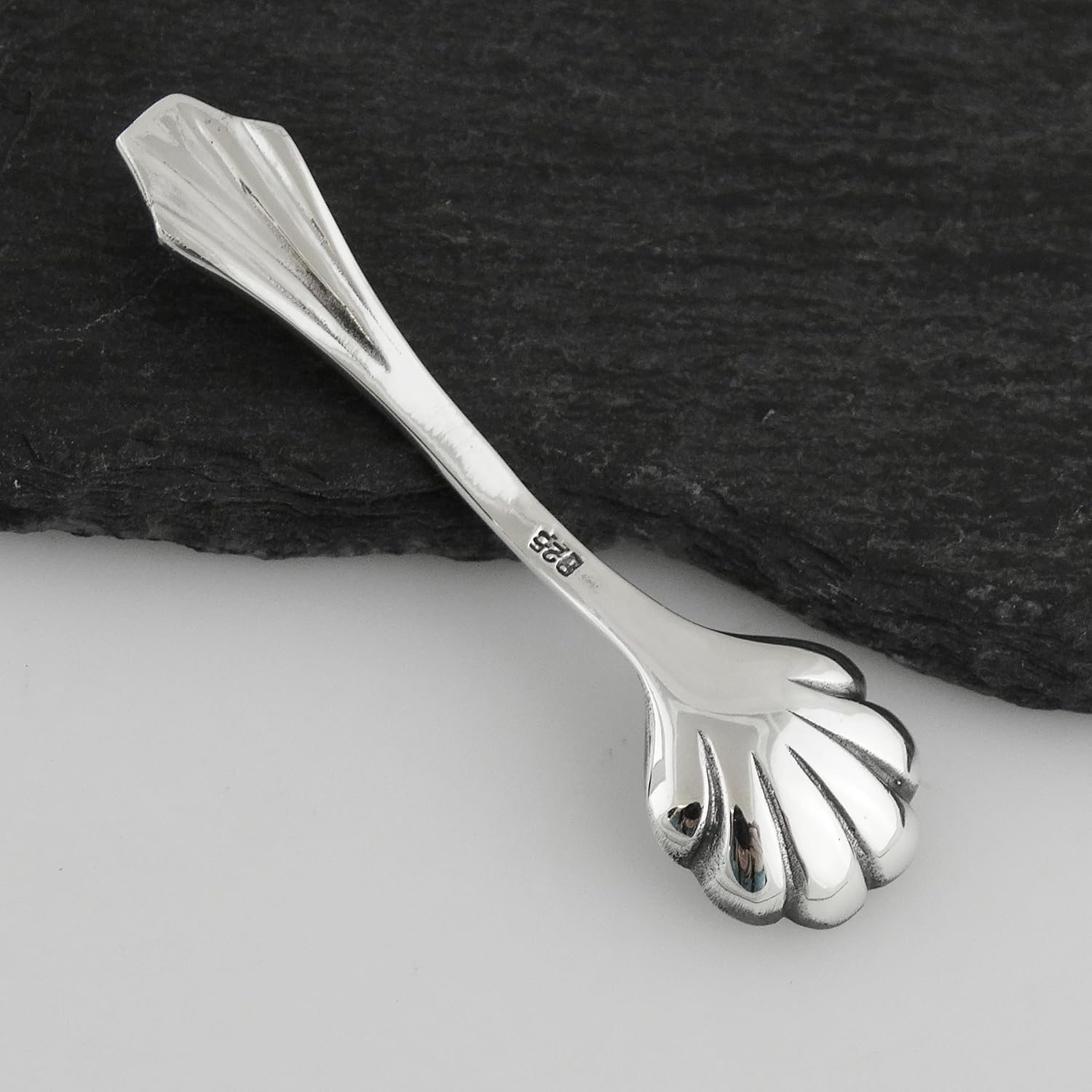Cuchara de sal pequeña con borde festoneado de plata de ley, cucharas de mostaza