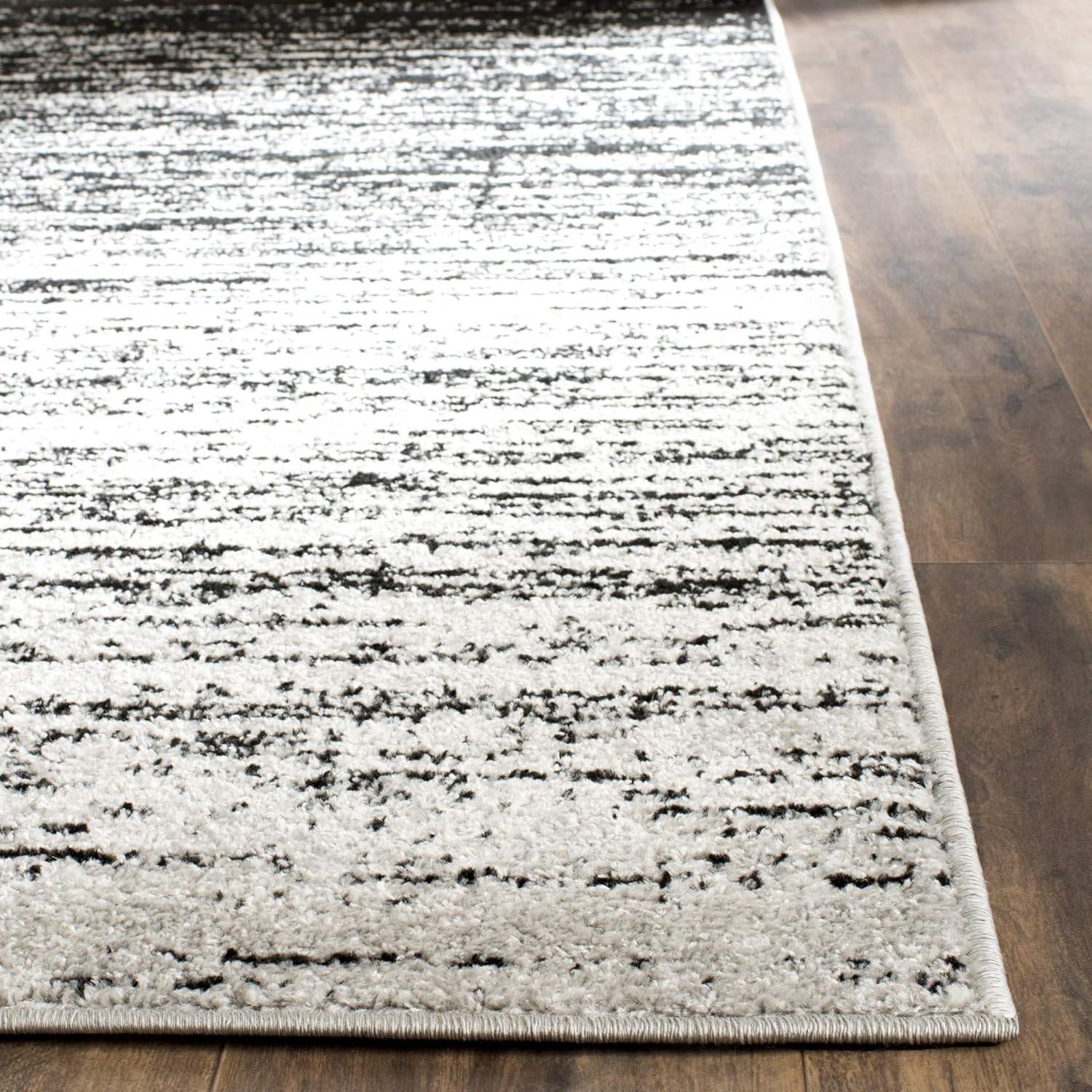SAFAVIEH colección Adirondack, ADR113F – Alfombra en degradé decorativa para sala, habitación, no desprende pelusa, 5 pies 1 pulgada x 7 pies 6