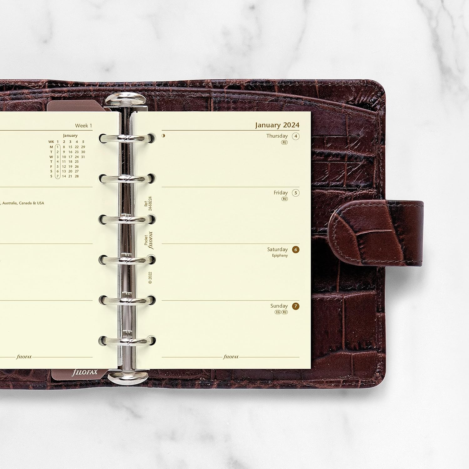 Filofax Recambio de diario de calendario, tamaño de bolsillo, semana a vista, papel crema de algodón, sin rayas, inglés, 2024 (C68224-24)