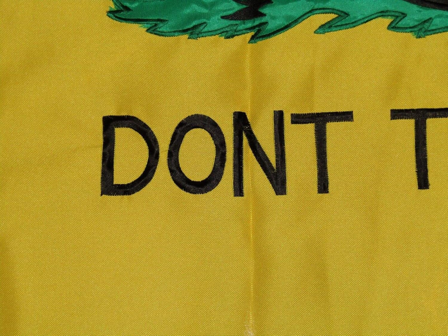 Premium 3×5 Embroidered Tennessee Gadsden Don’t Tread 600D Nylon Flag 3’x5′ 3 Clips